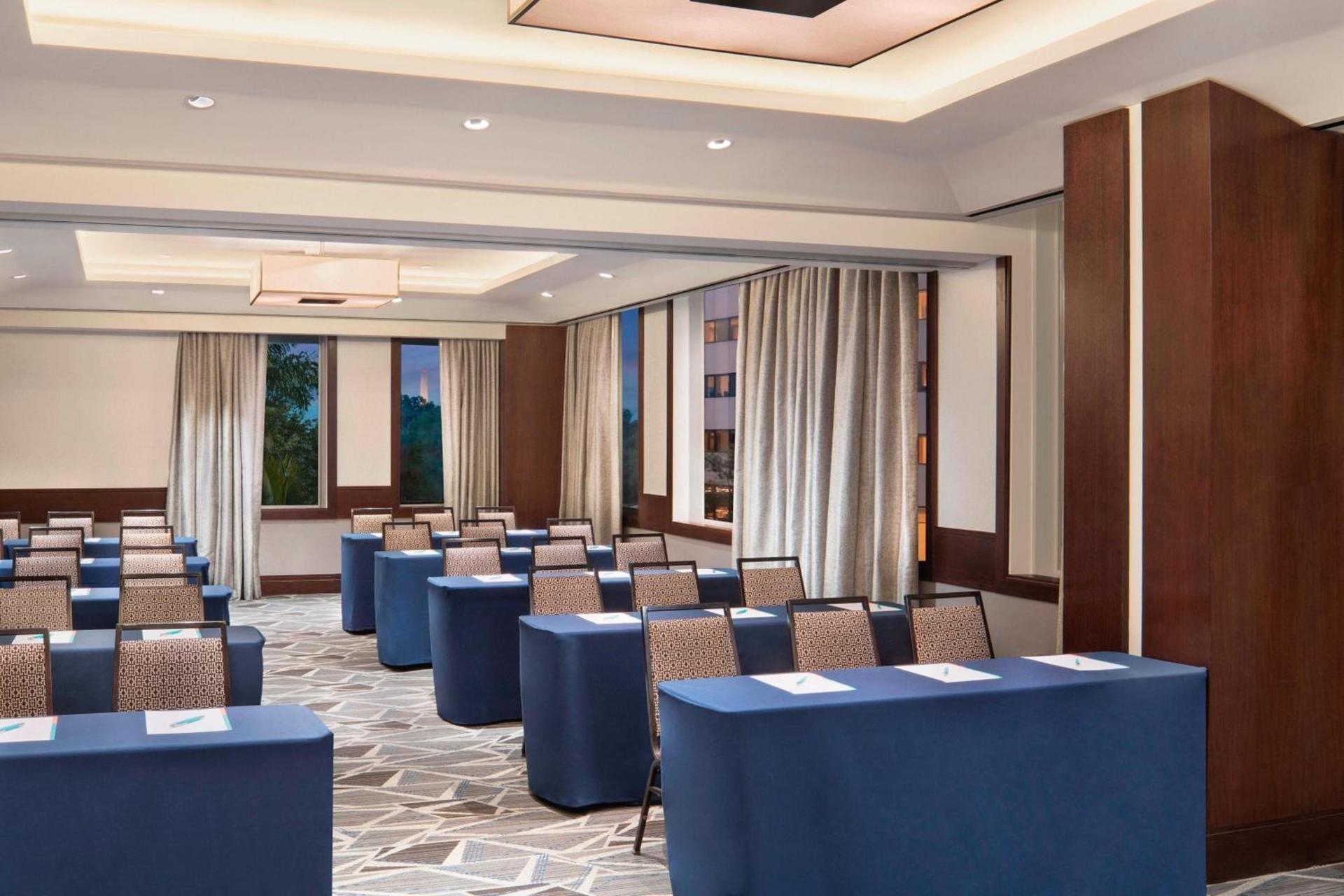 Le Meridien Arlington photo 39