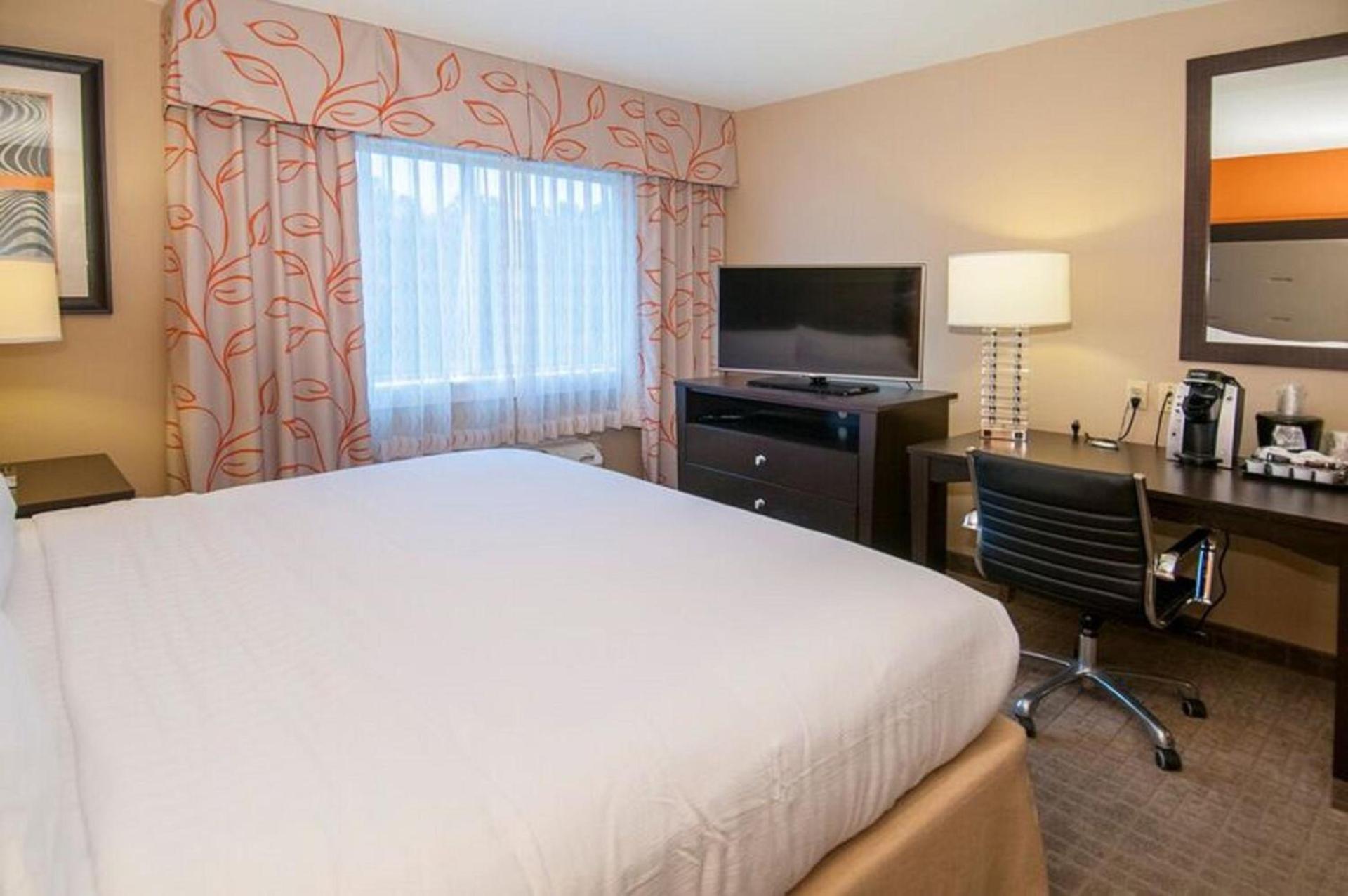Holiday Inn Hotel & Suites Slidell by IHG photo 17