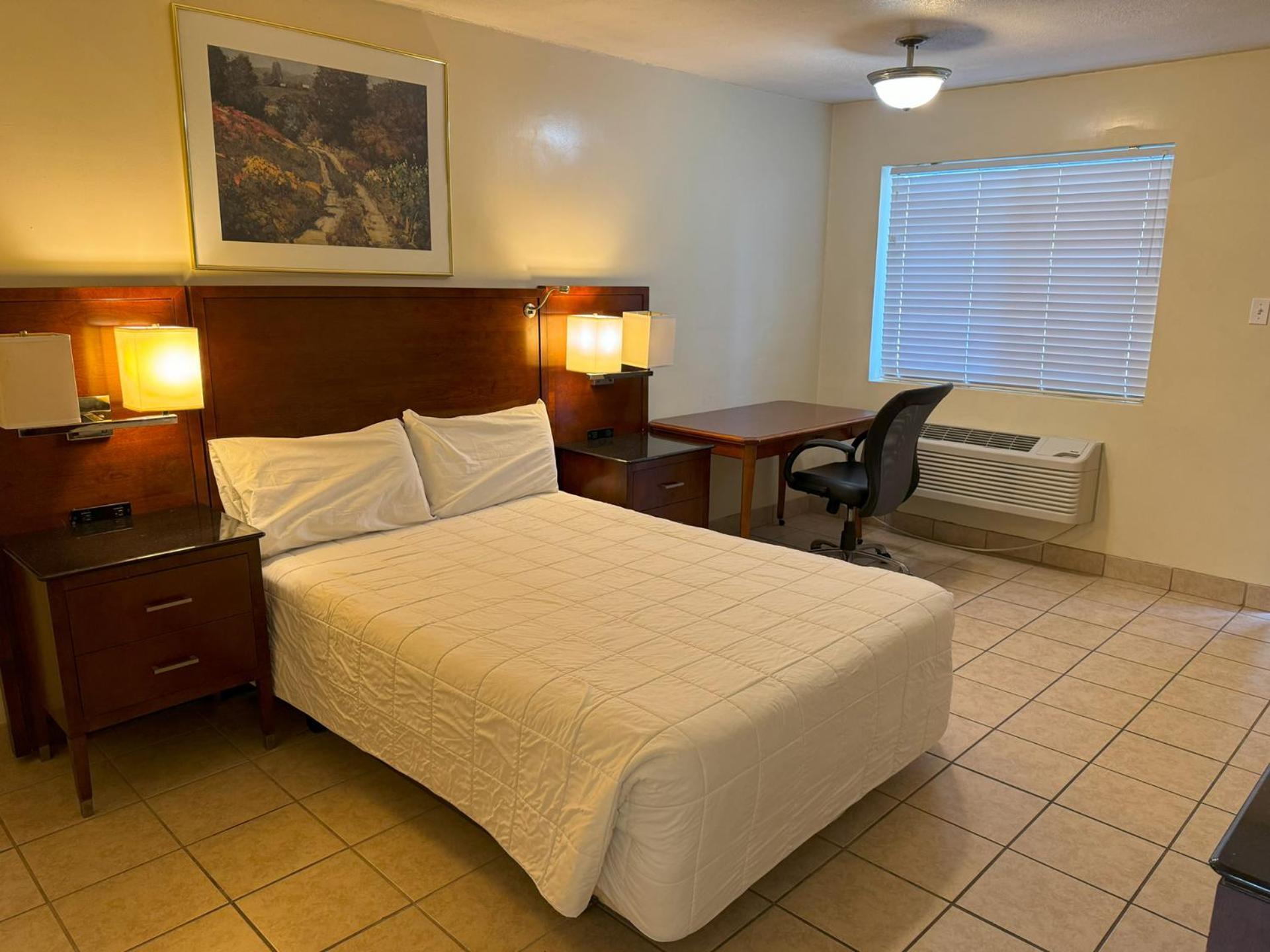 Big Chile Inn & Suites photo 14