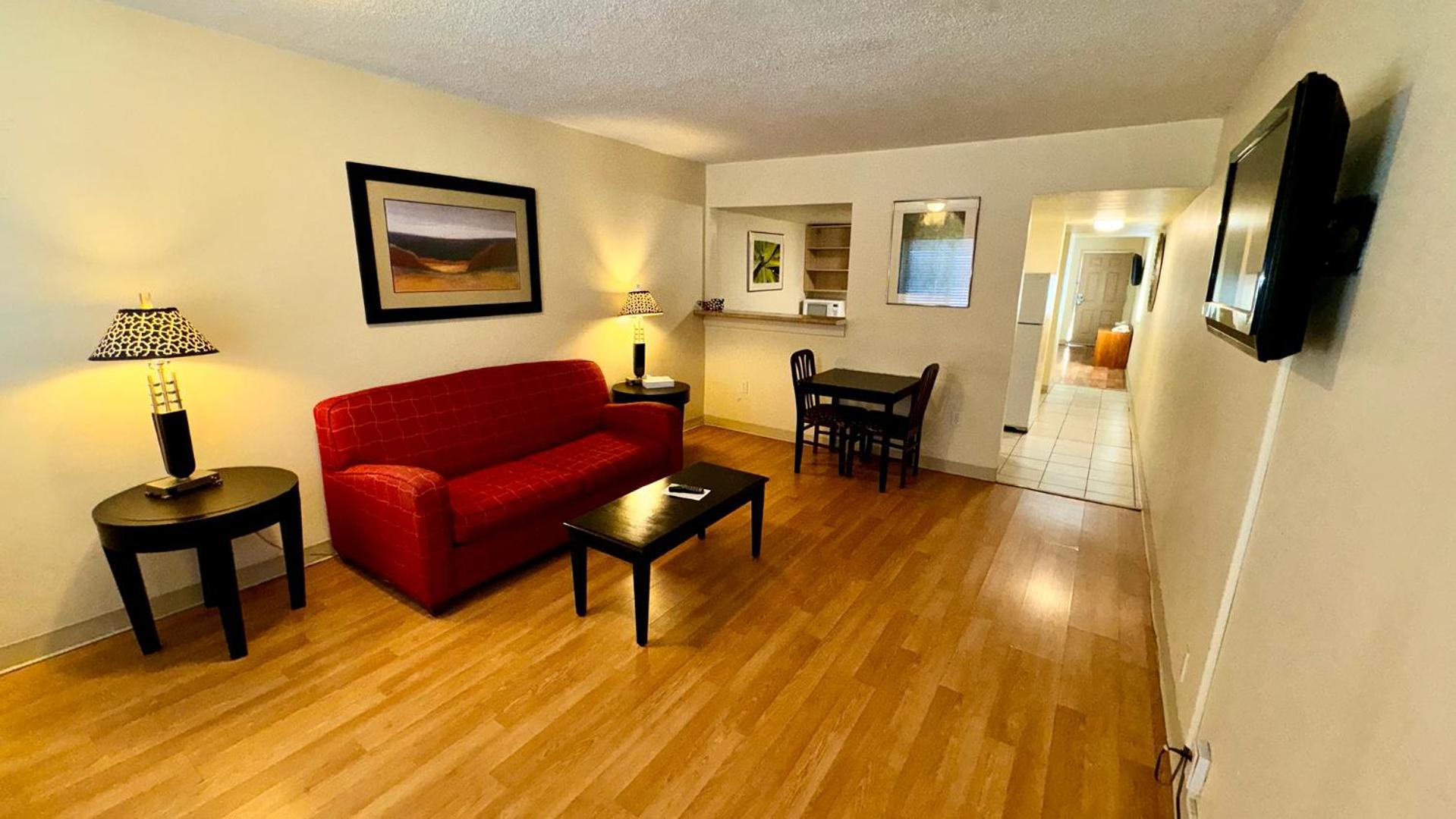 Big Chile Inn & Suites photo 18