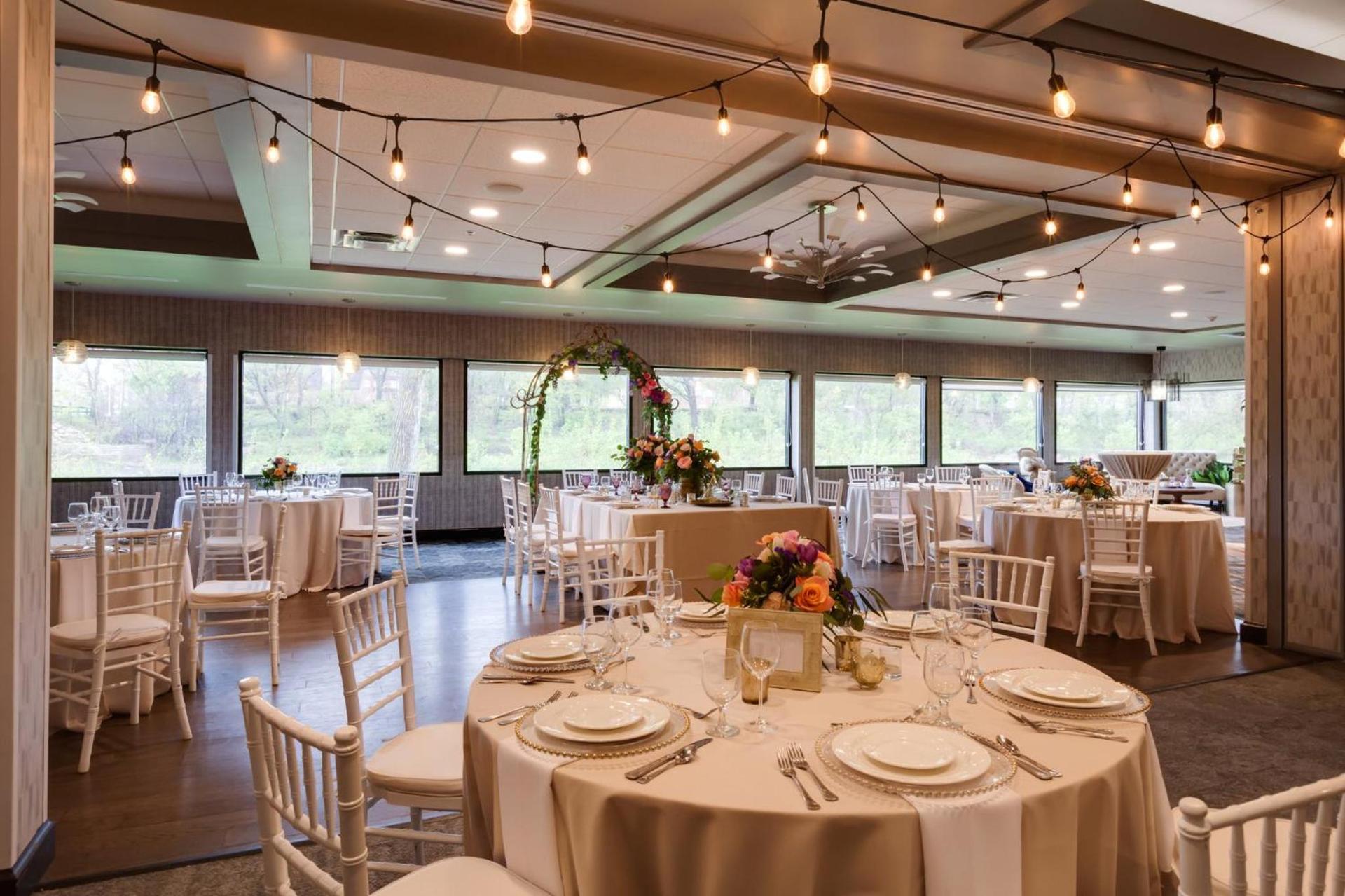 Holiday Inn Milwaukee Riverfront by IHG photo 6