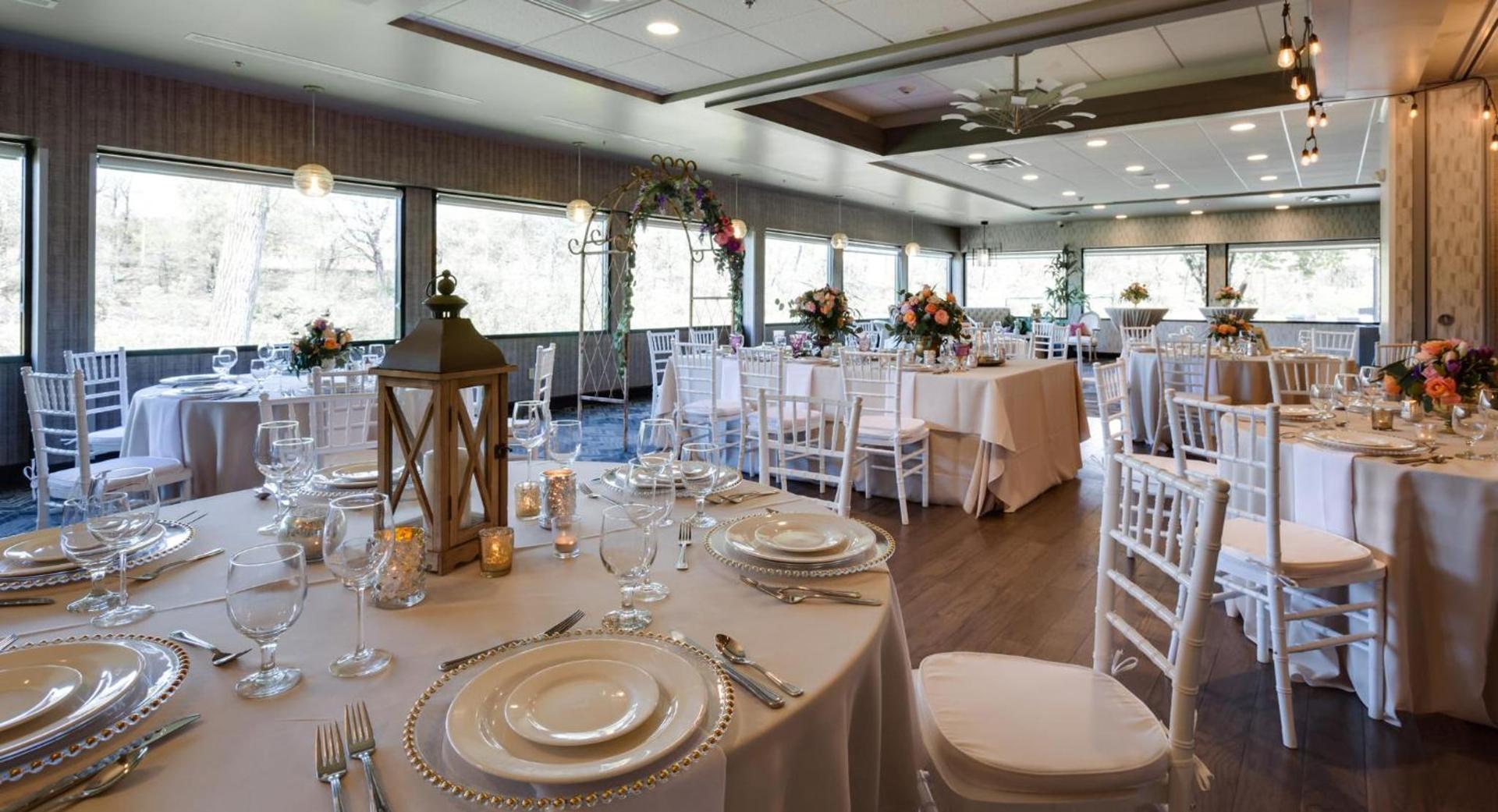Holiday Inn Milwaukee Riverfront by IHG photo 26