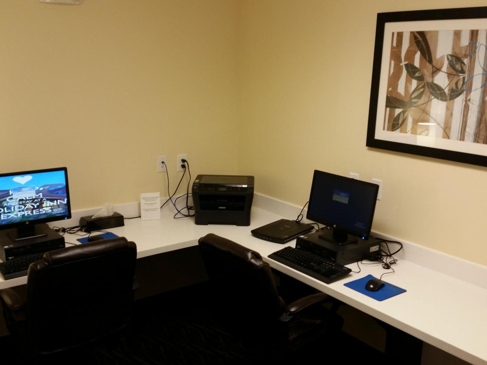 Holiday Inn Express and Suites Atascocita - Humble - Kingwood by IHG photo 20