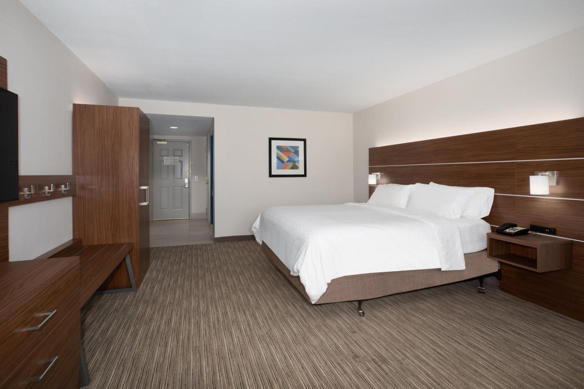 Holiday Inn Express Yreka-Shasta Area by IHG photo 7