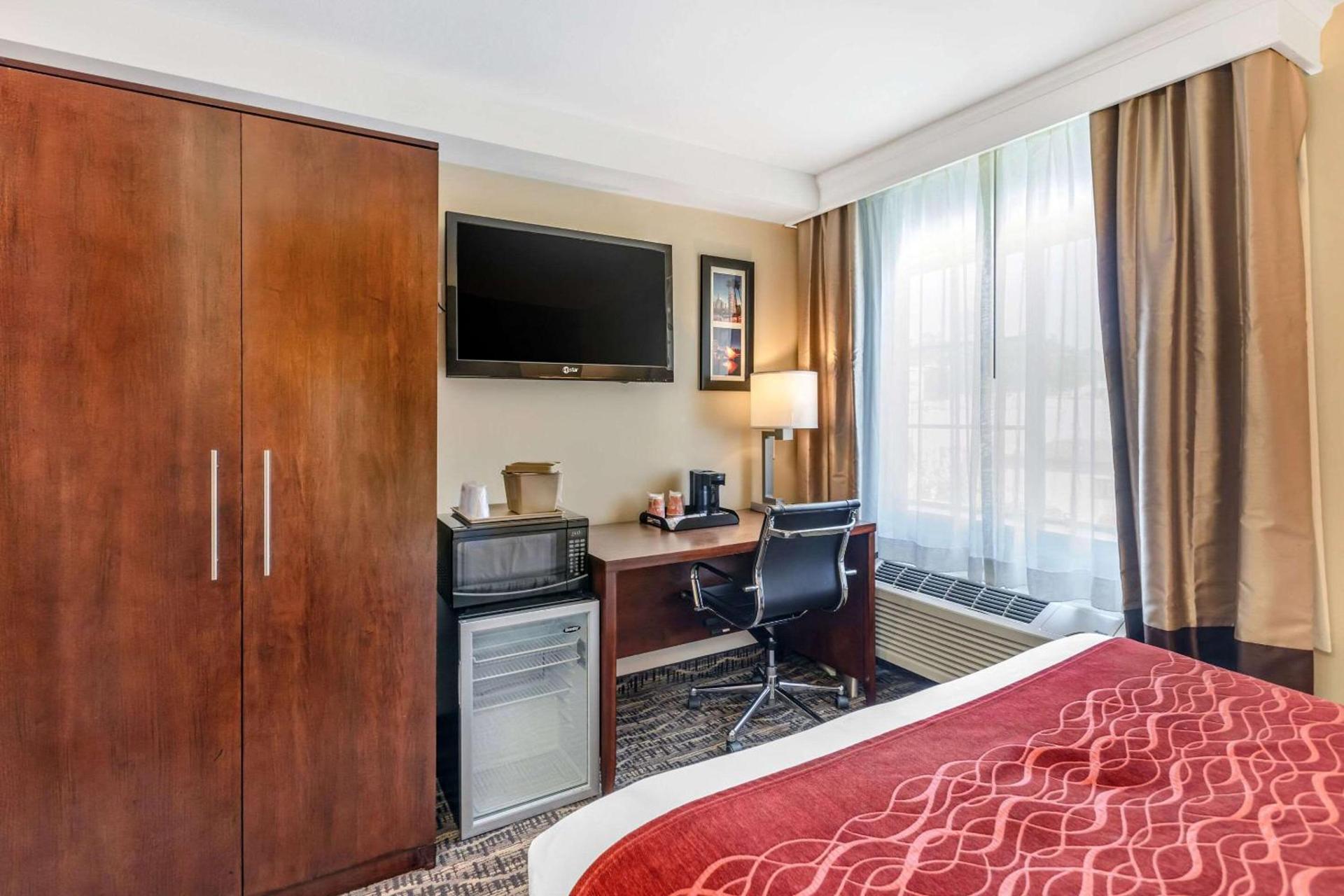Comfort Inn Monterey Park - Los Angeles photo 16
