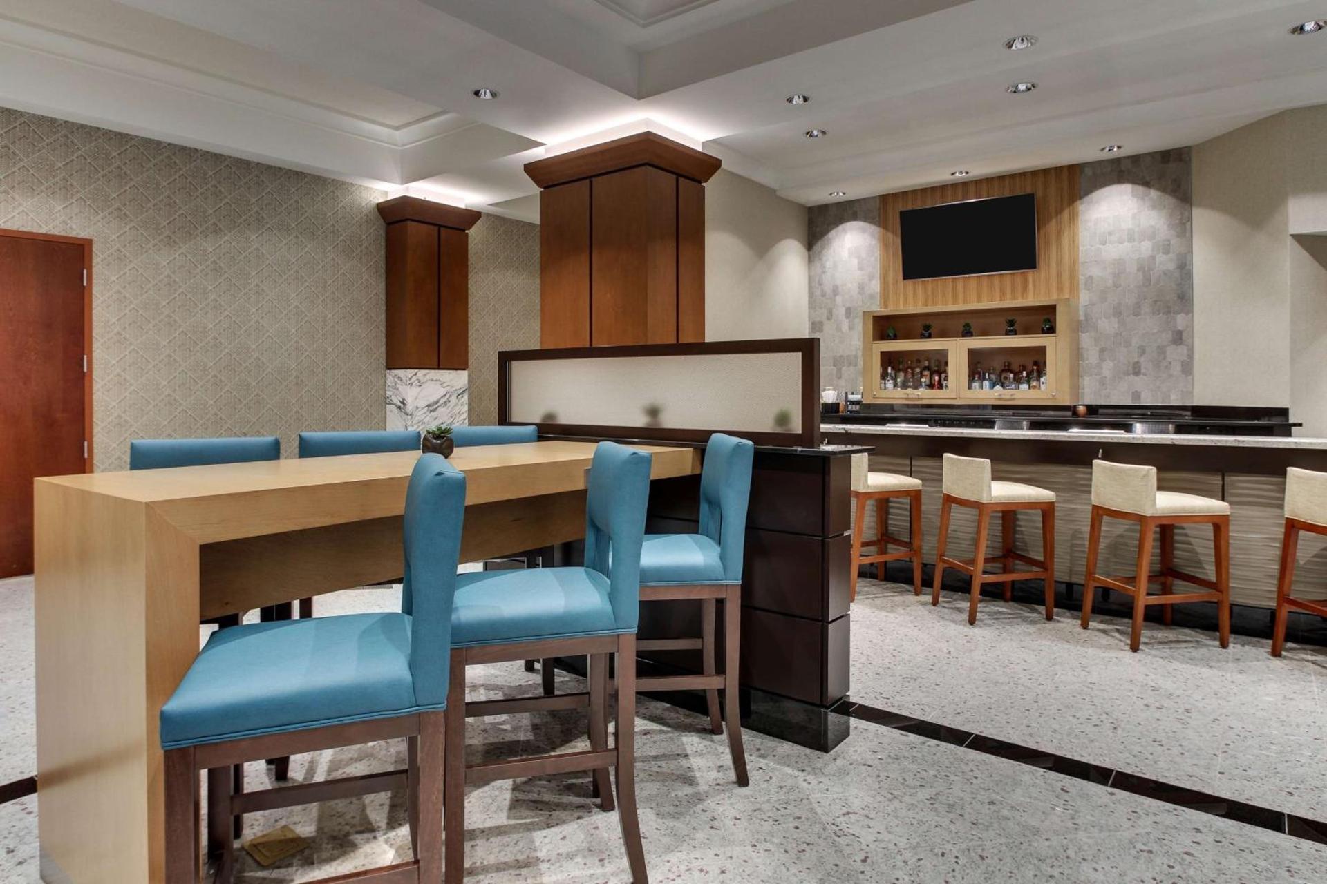 Drury Plaza Hotel Richmond photo 8