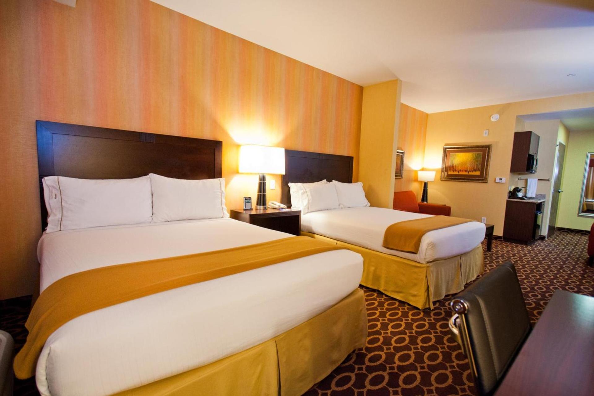 Holiday Inn Express & Suites Sacramento NE Cal Expo by IHG photo 40