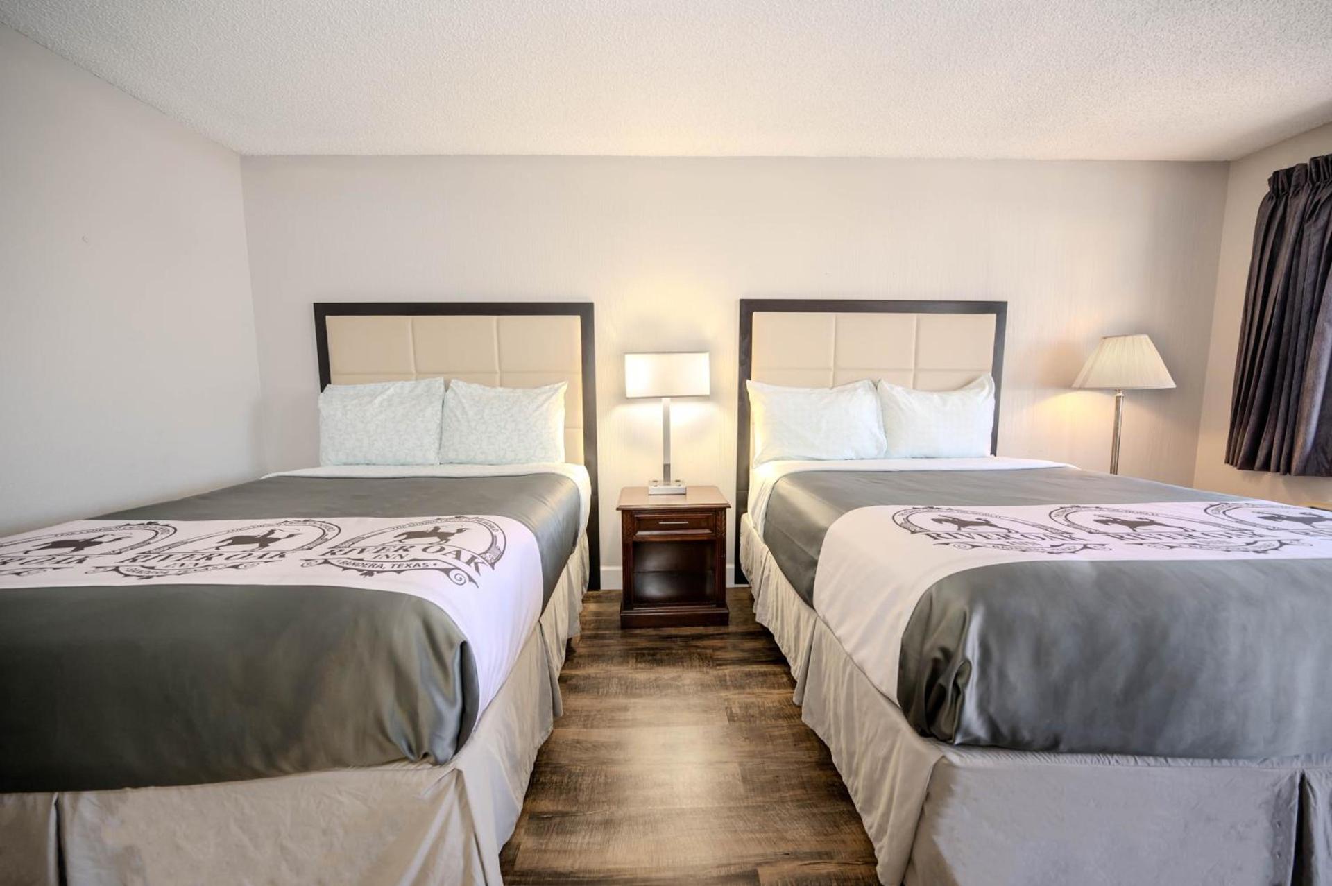 RIVER OAK INN photo 10