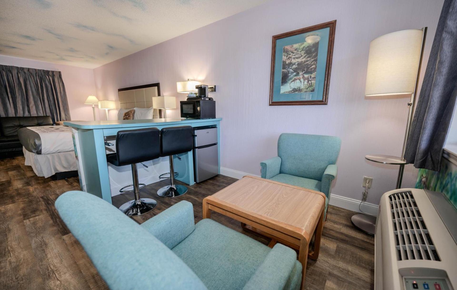 RIVER OAK INN photo 20