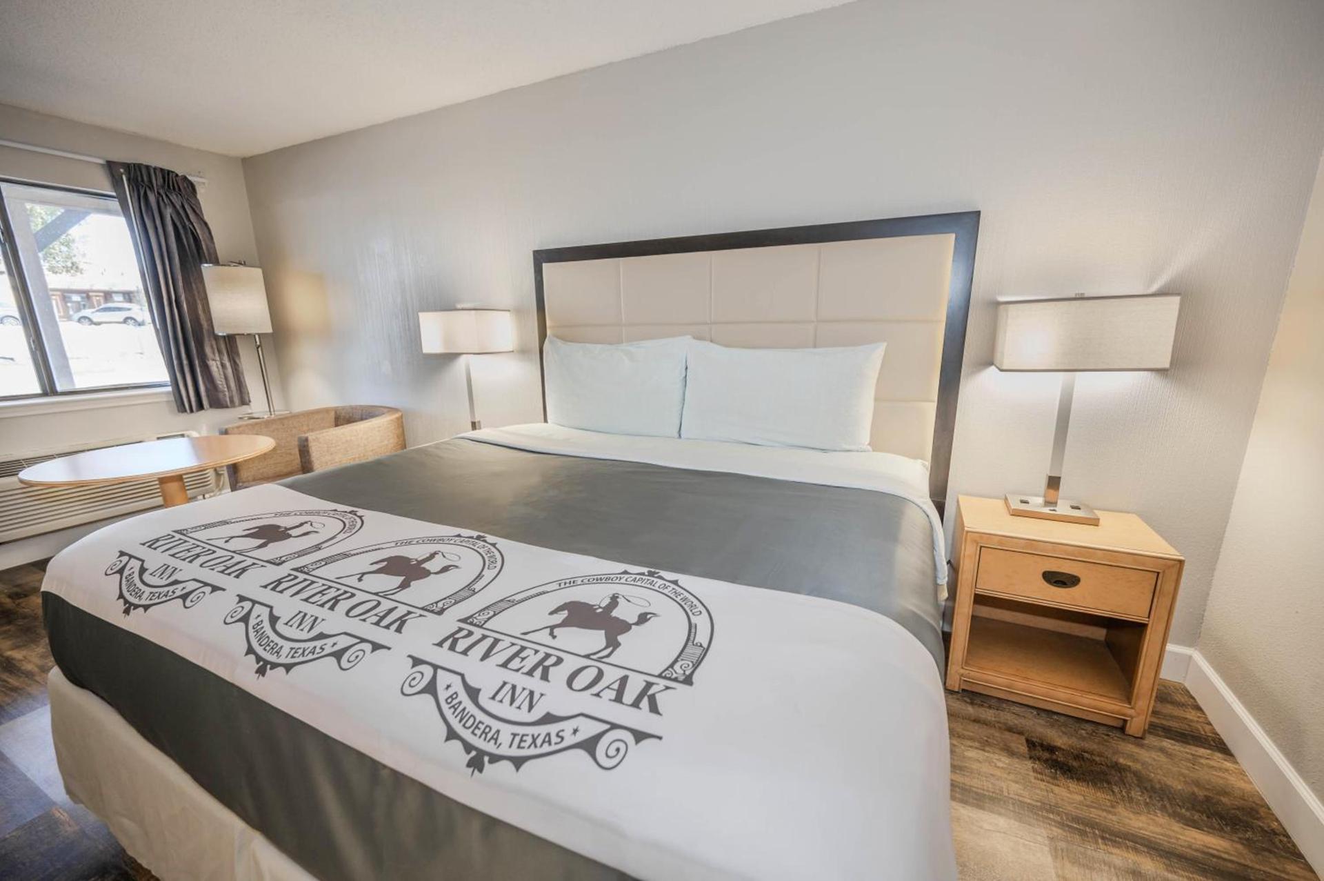 RIVER OAK INN photo 28