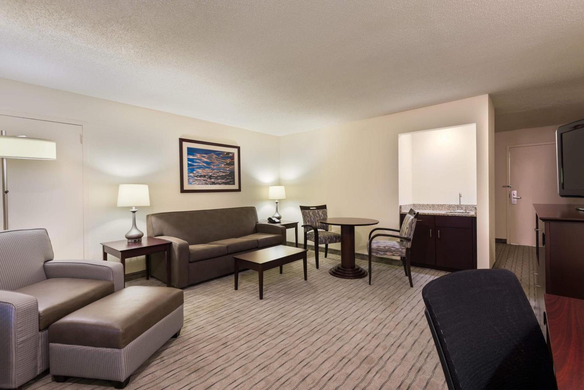 Holiday Inn Knoxville West - Cedar Bluff Rd by IHG photo 3