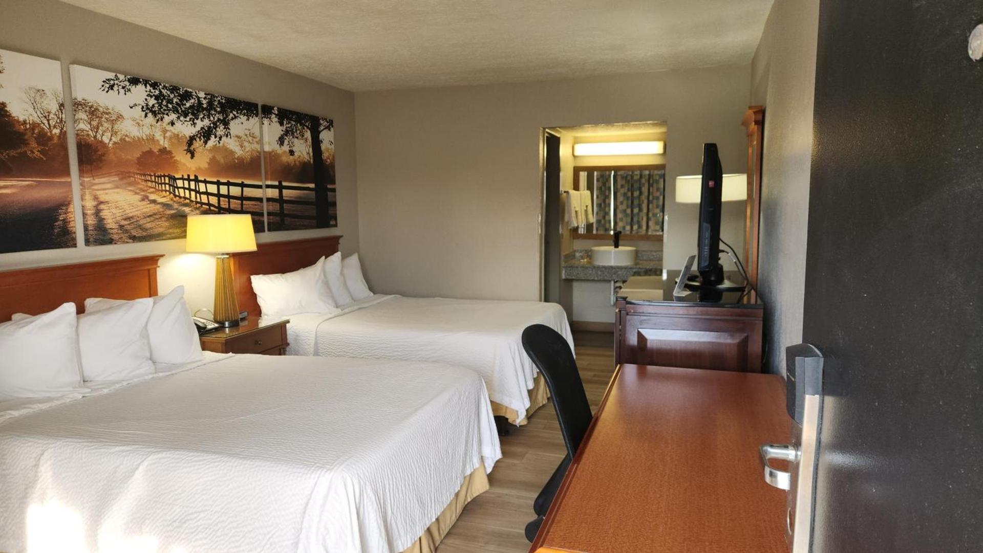 Days Inn by Wyndham Frankfort photo 5