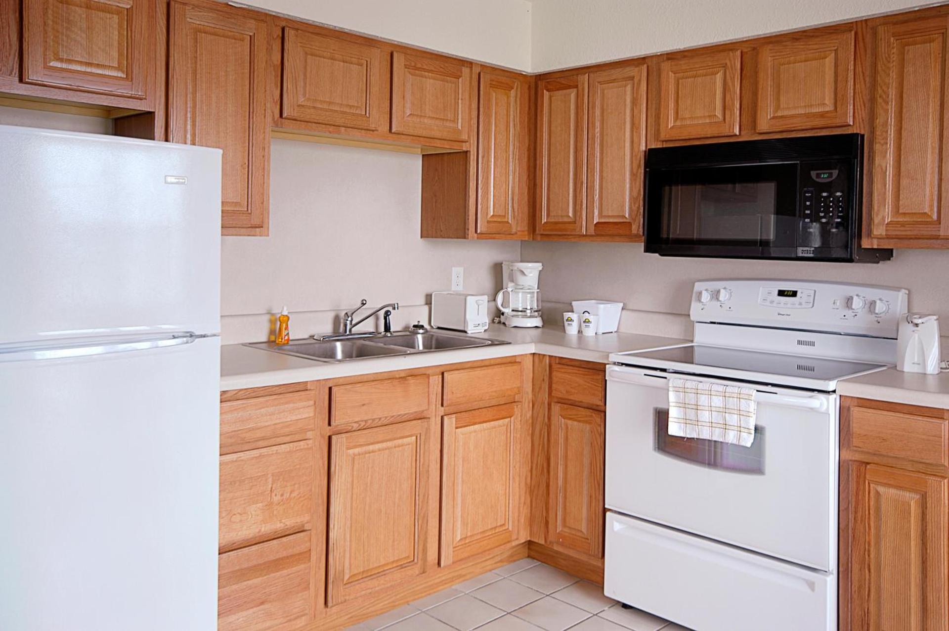 Mariner Inn And Suites photo 25