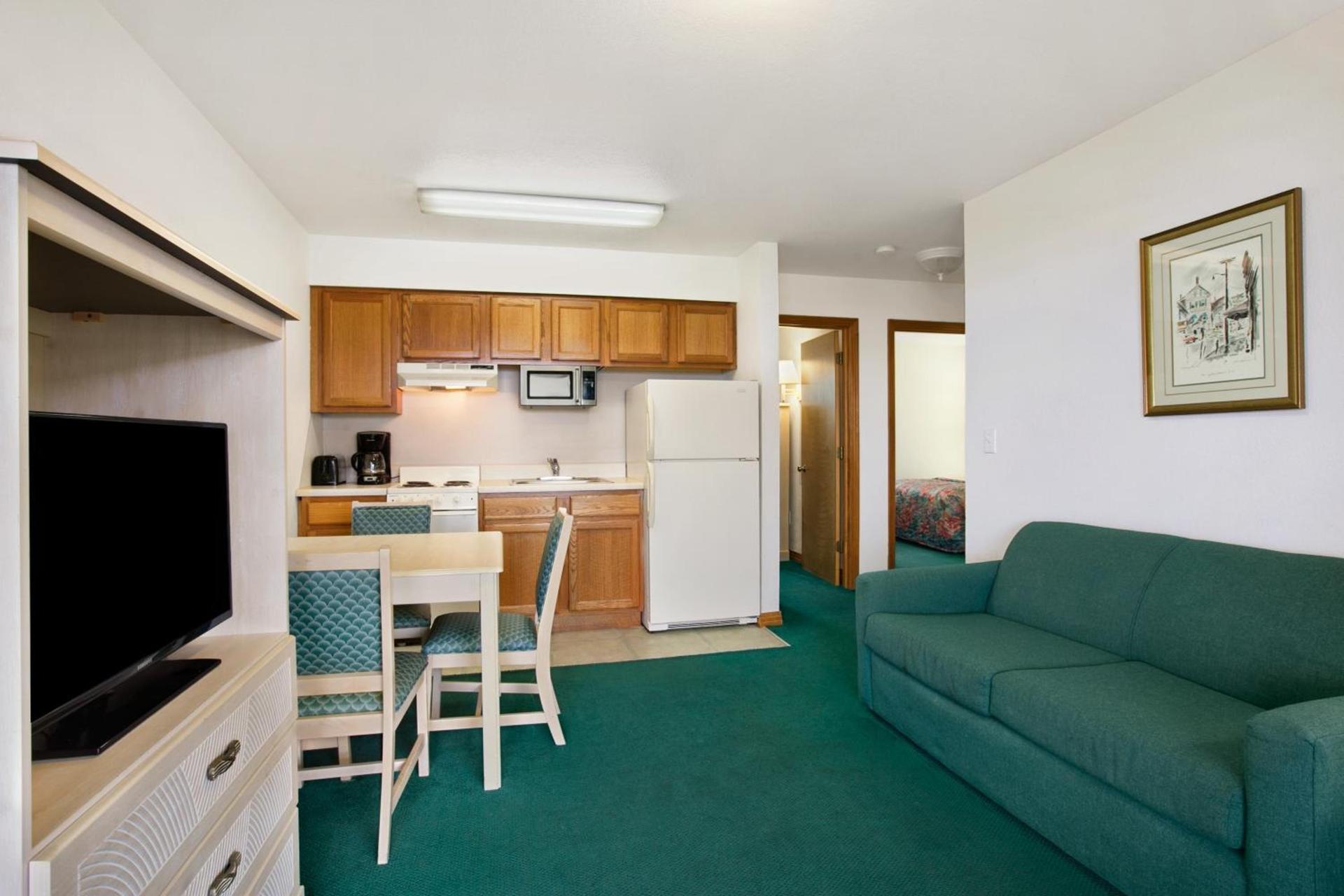 Mariner Inn And Suites photo 14