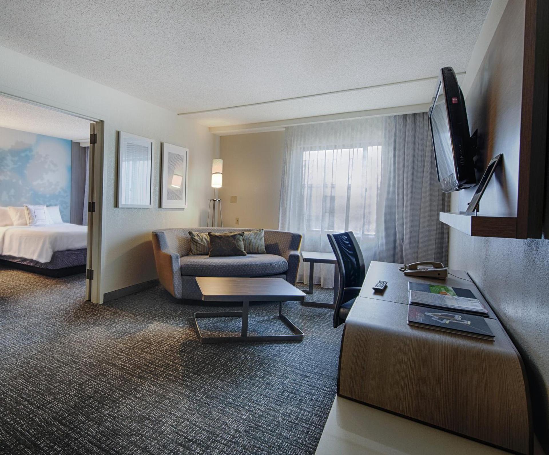 Courtyard by Marriott Dallas DFW Airport North/Irving photo 3