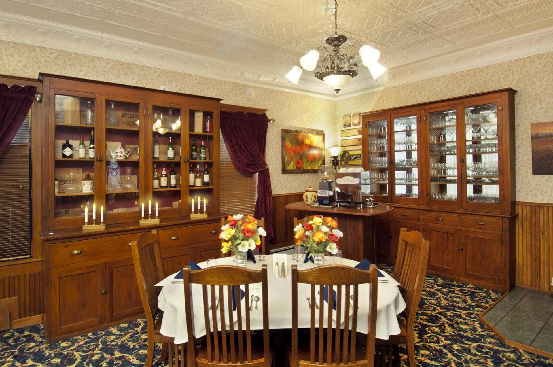 The Historic Elk Mountain Hotel photo 10