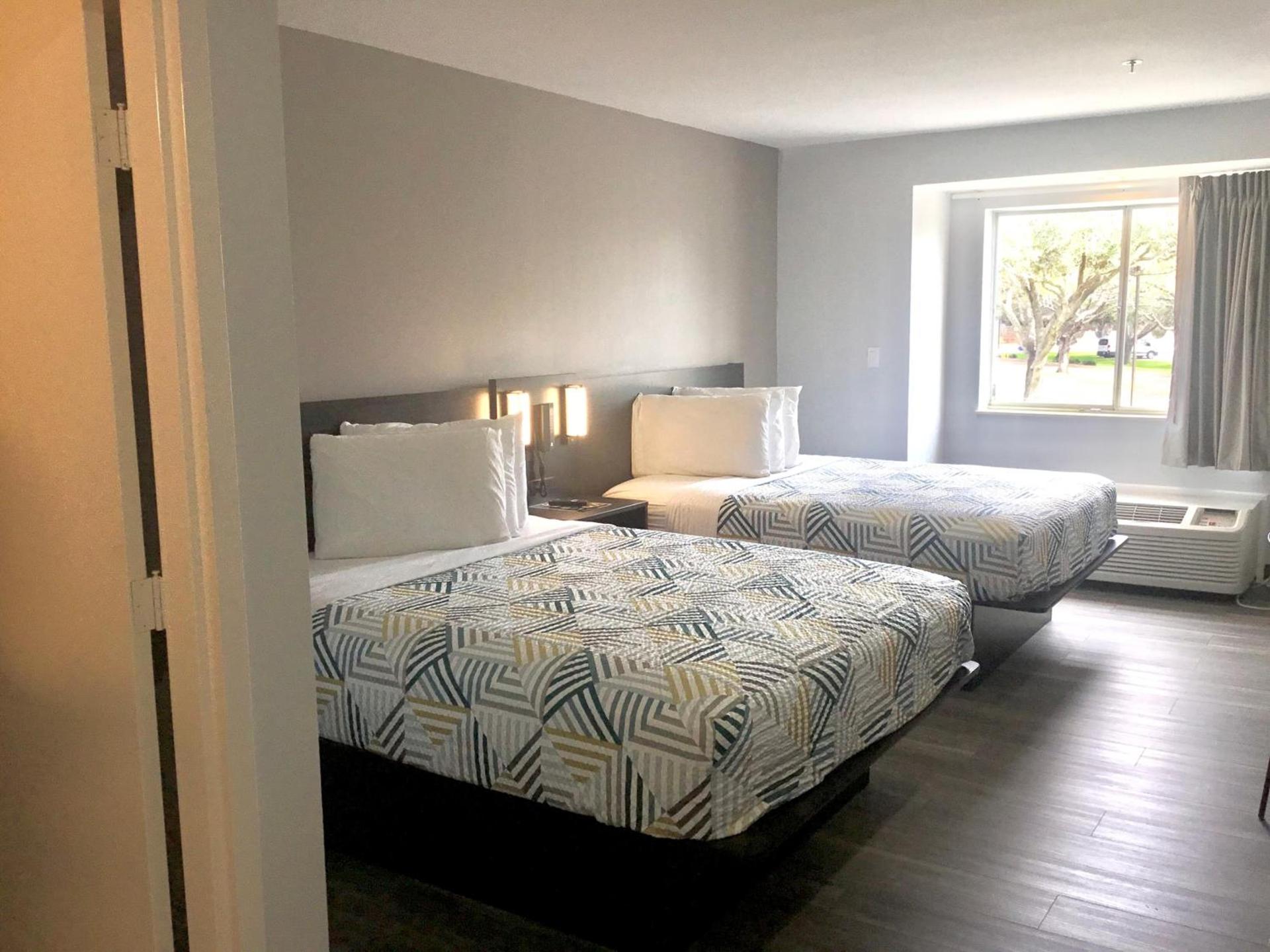 Motel 6-McAllen, TX - East photo 29