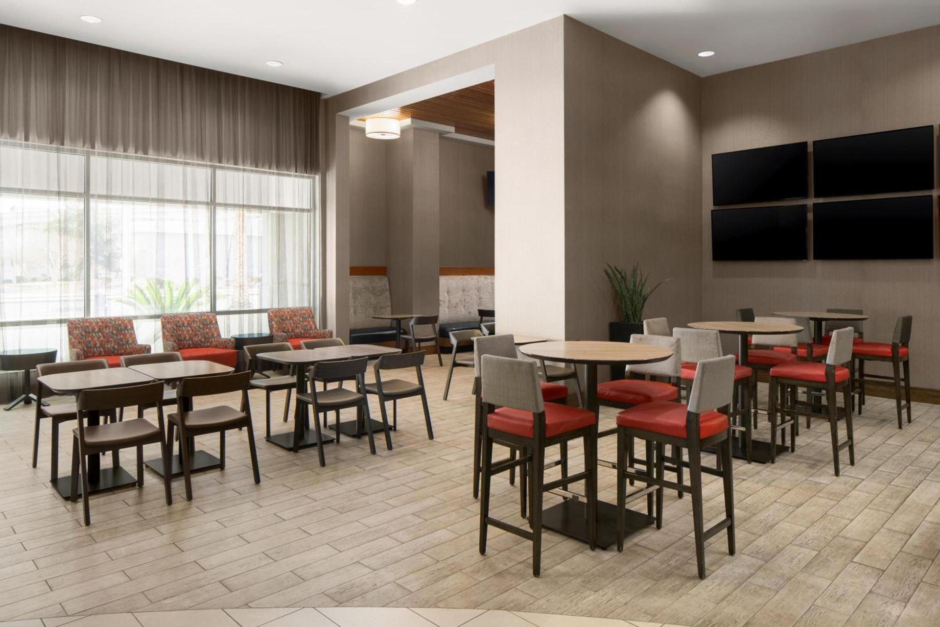 SpringHill Suites by Marriott Las Vegas Convention Center photo 7