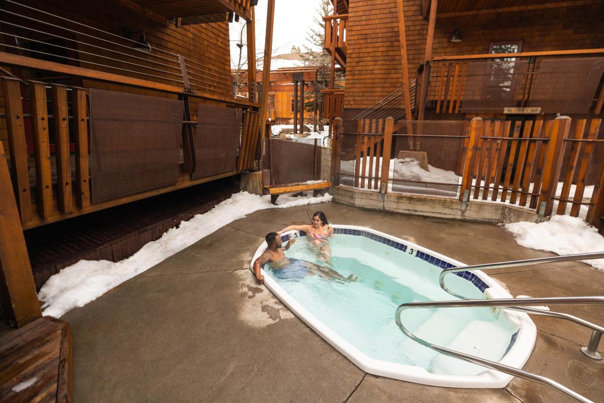 Gravity Haus Truckee-Tahoe photo 20