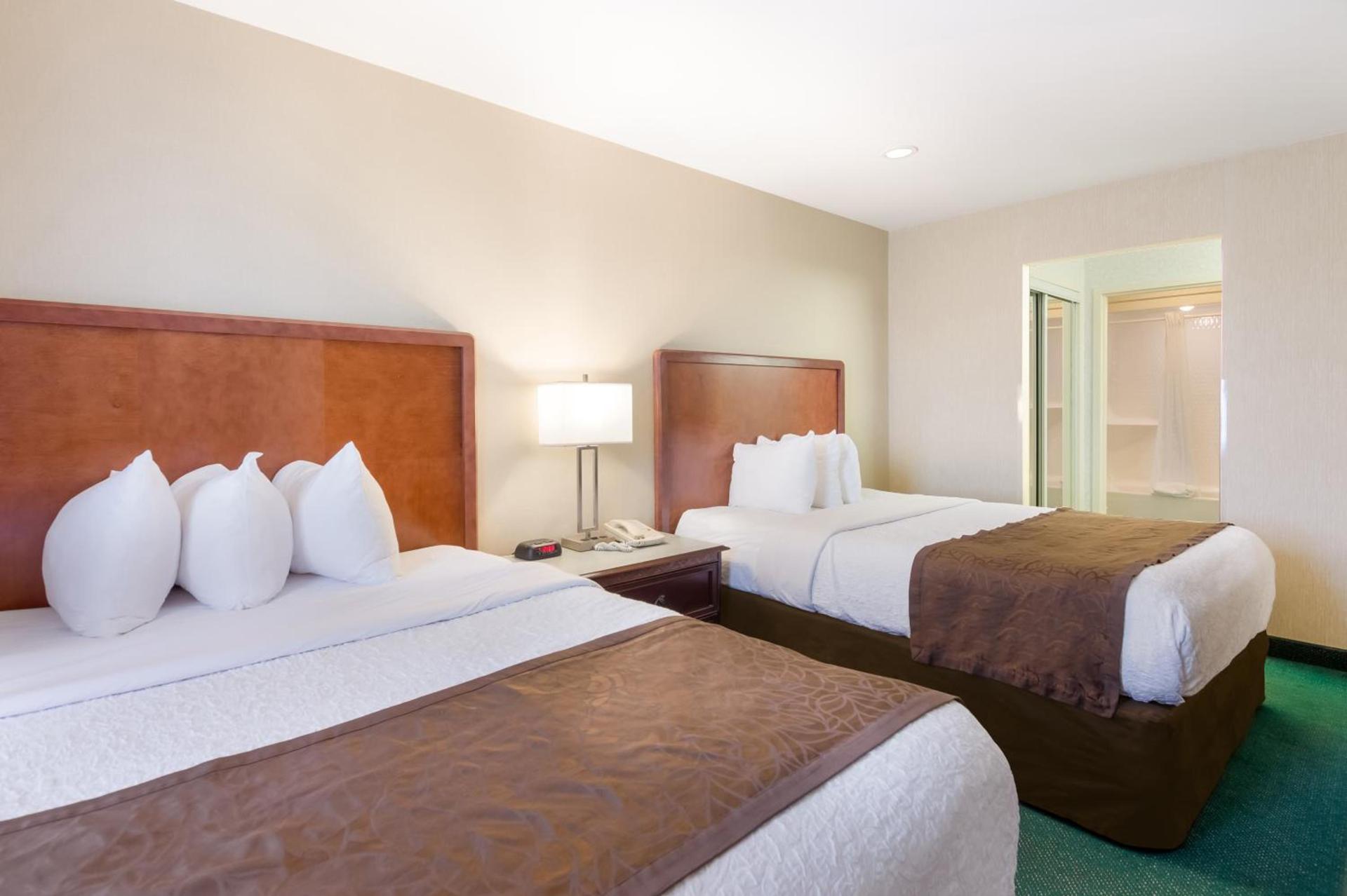 MainStay Suites Roanoke Airport photo 27