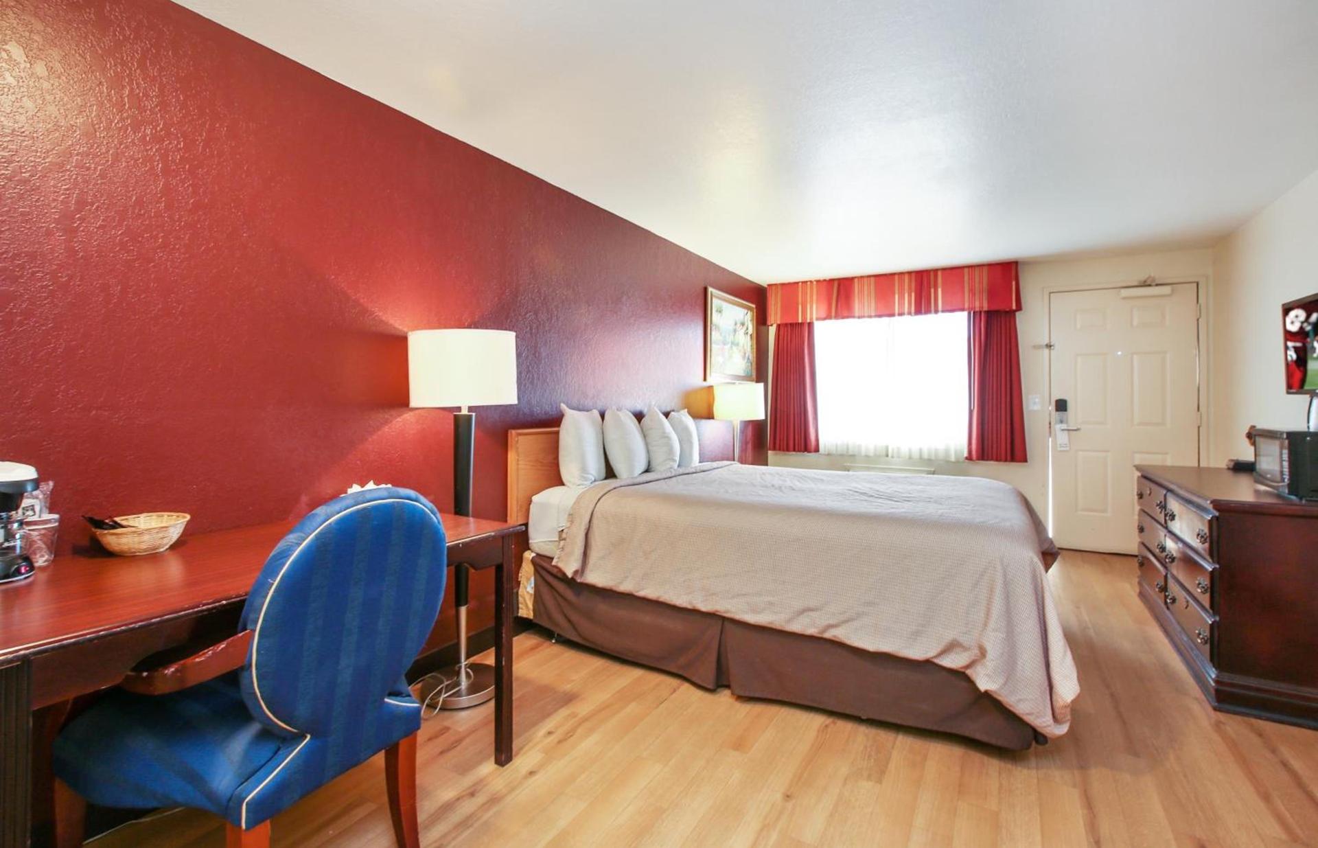 Red Roof Inn Lompoc photo 19