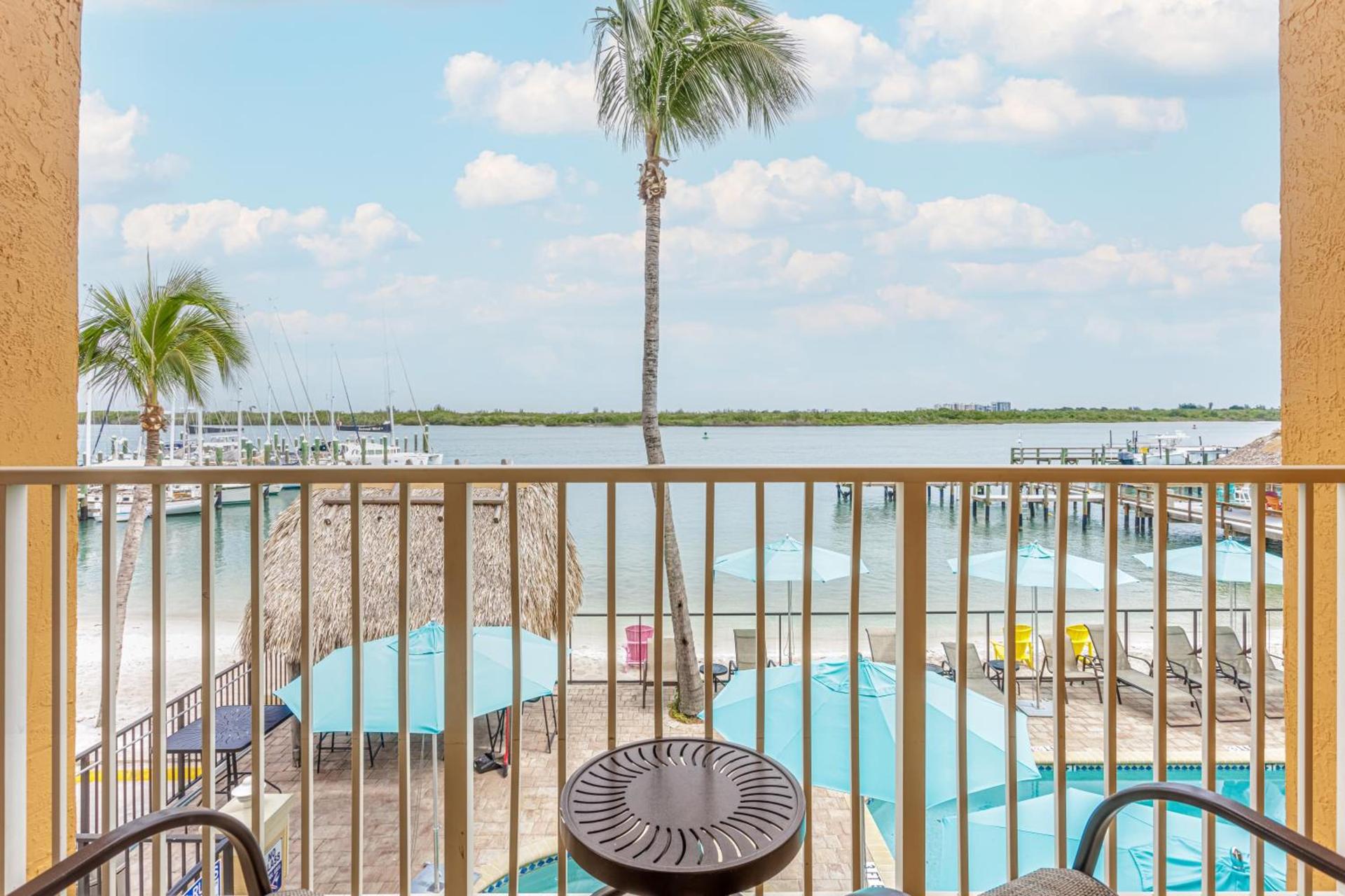 Hutchinson Island Hotel photo 72