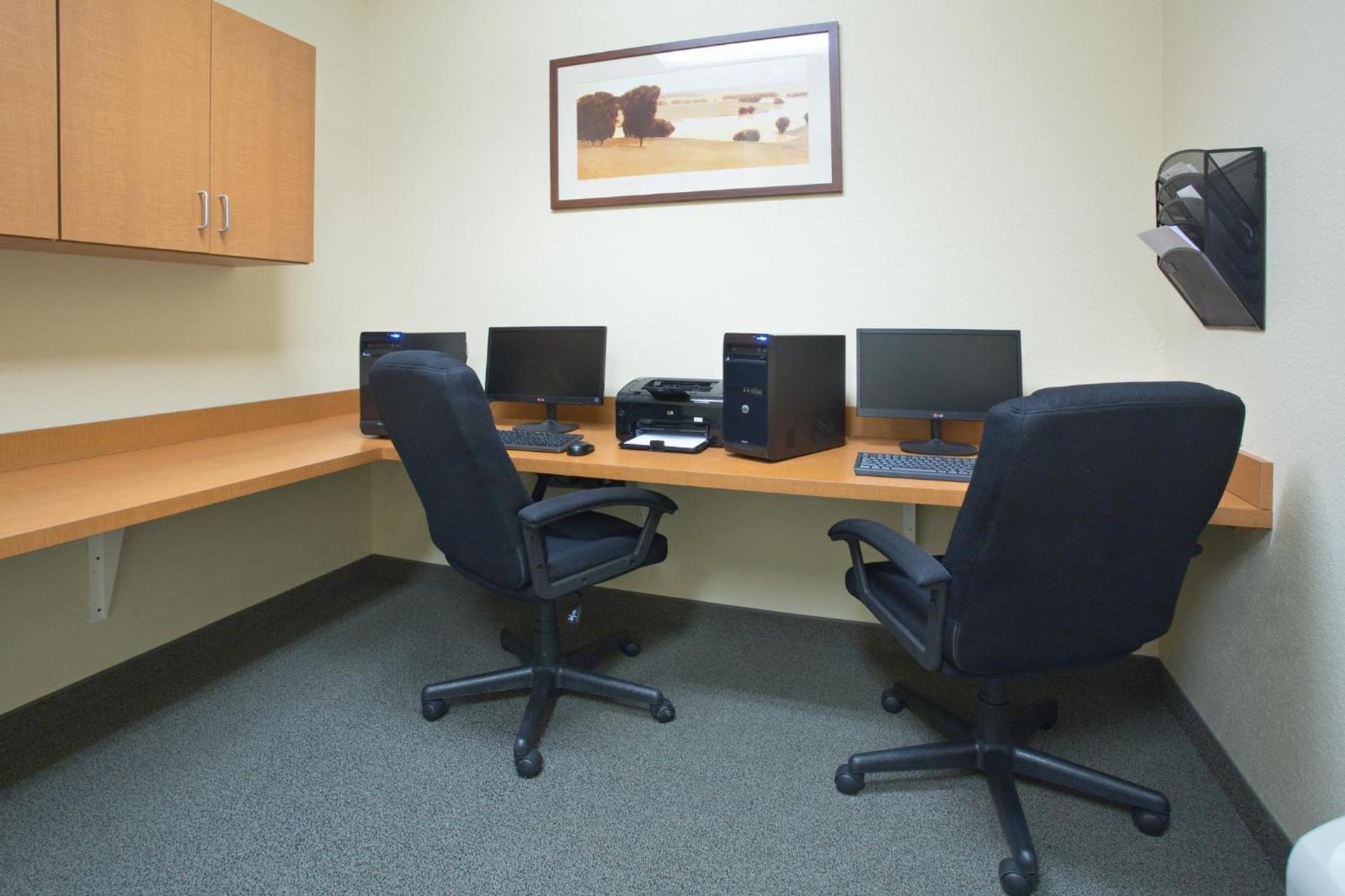 Candlewood Suites - Peoria at Grand Prairie by IHG photo 17