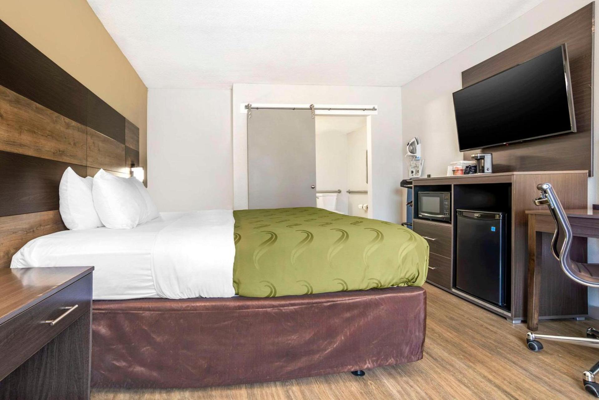 Quality Inn Panama City North photo 8