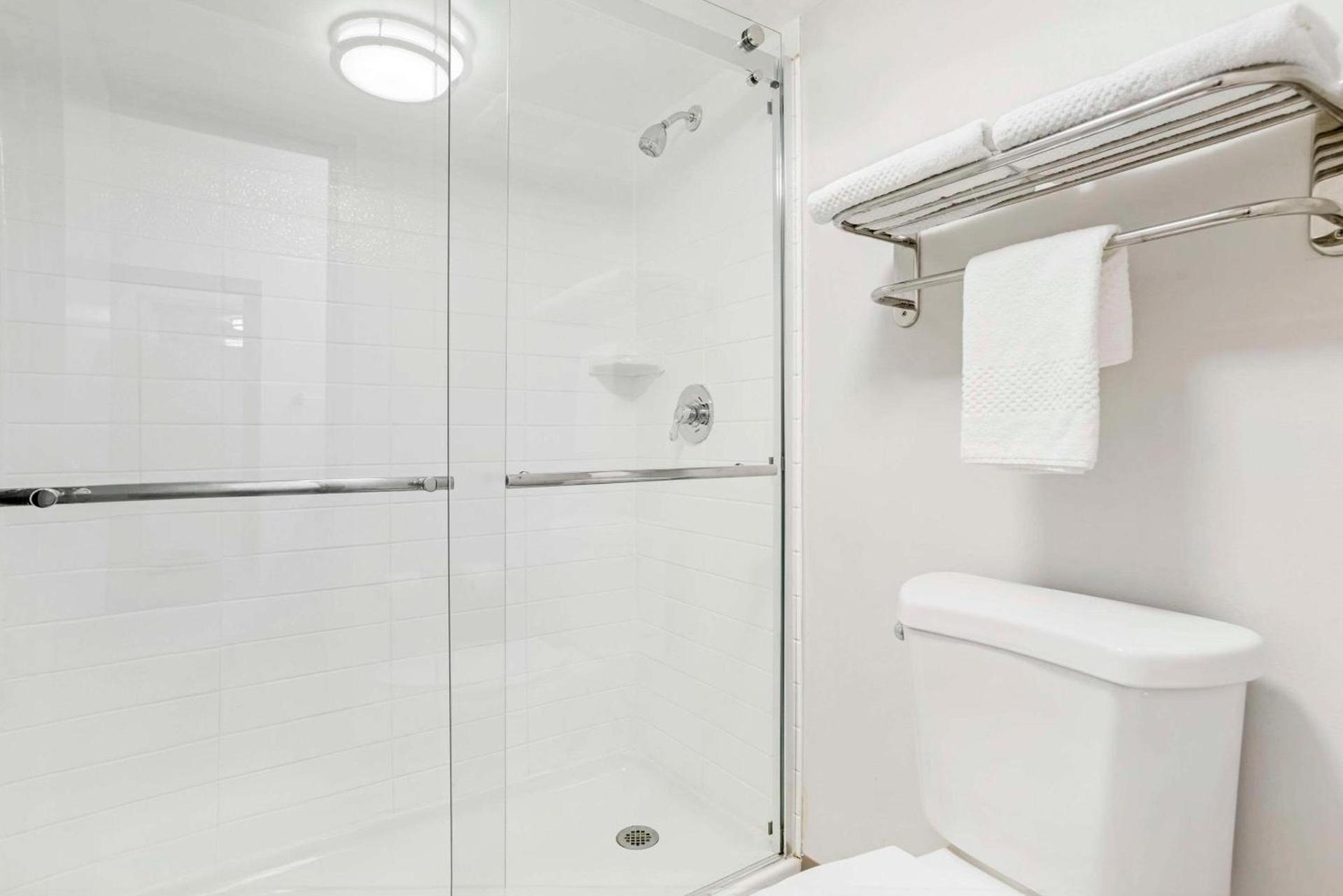 Quality Inn Panama City North photo 21