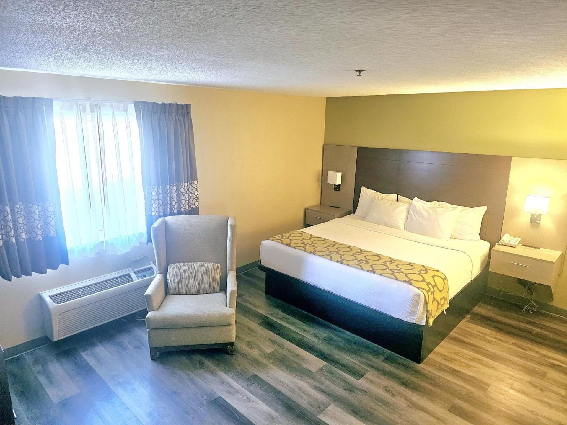 Baymont by Wyndham Rolla photo 42
