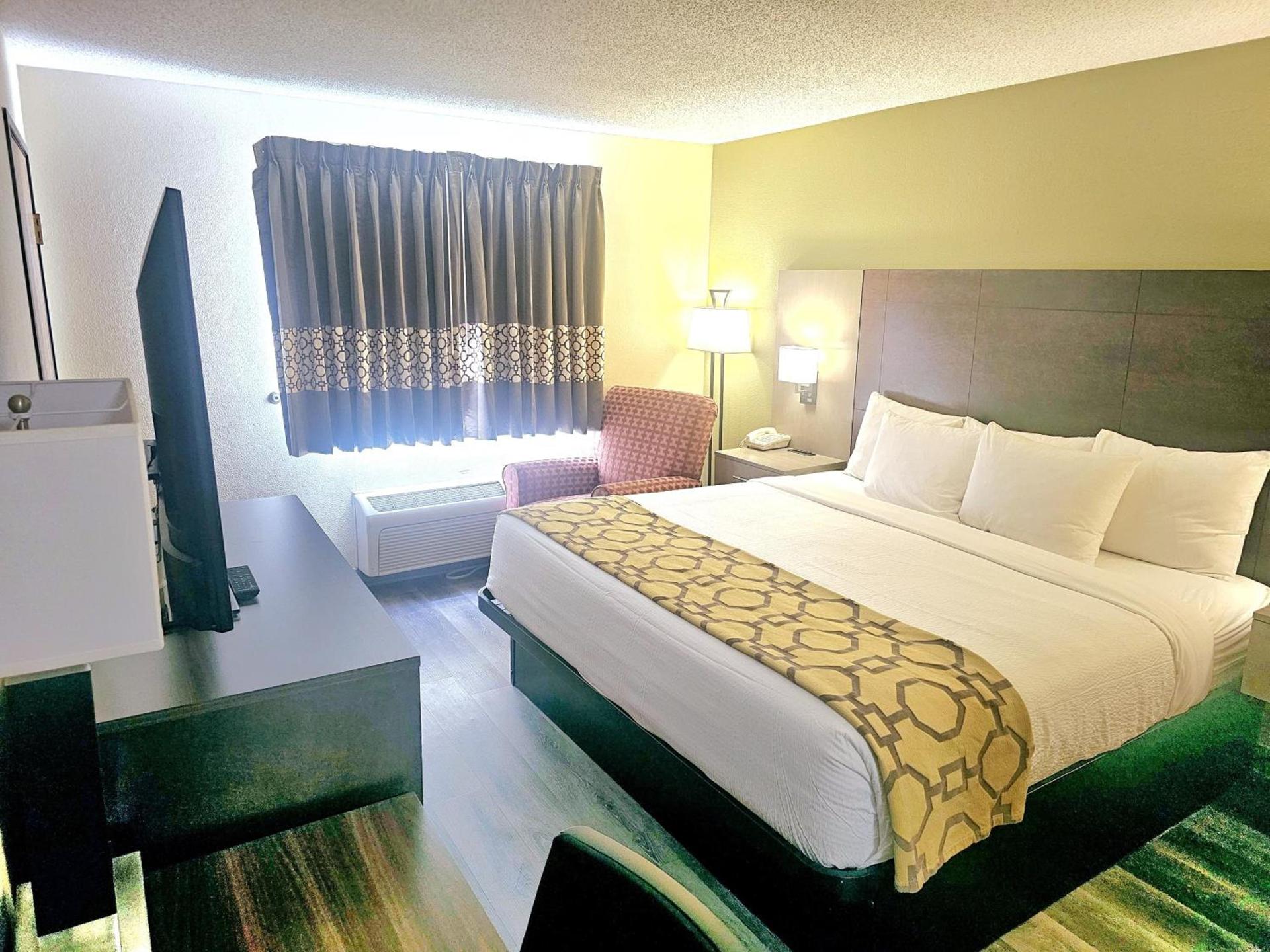 Baymont by Wyndham Rolla photo 45