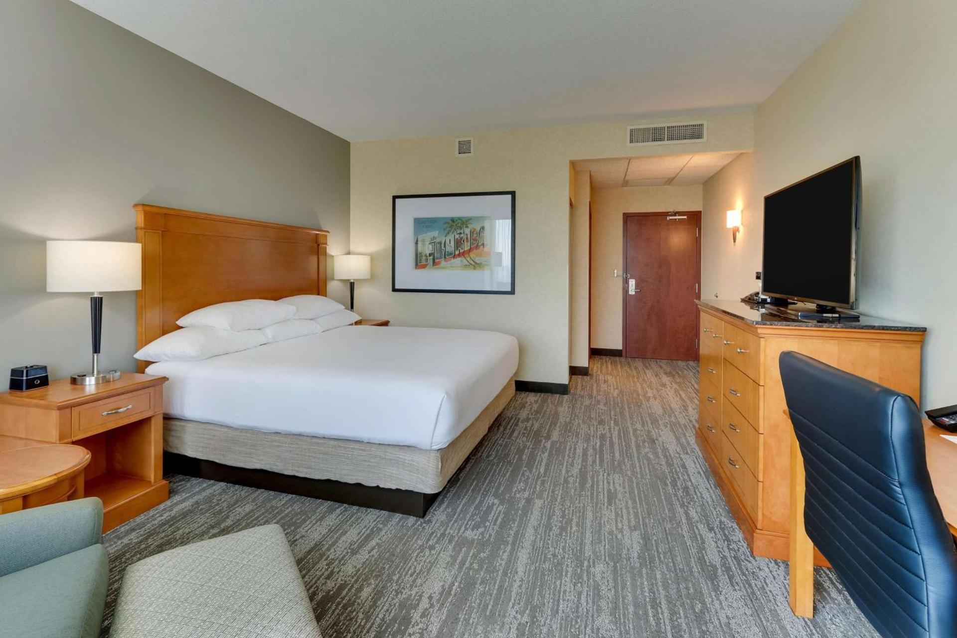 Drury Inn & Suites Orlando near Universal Orlando Resort photo 22