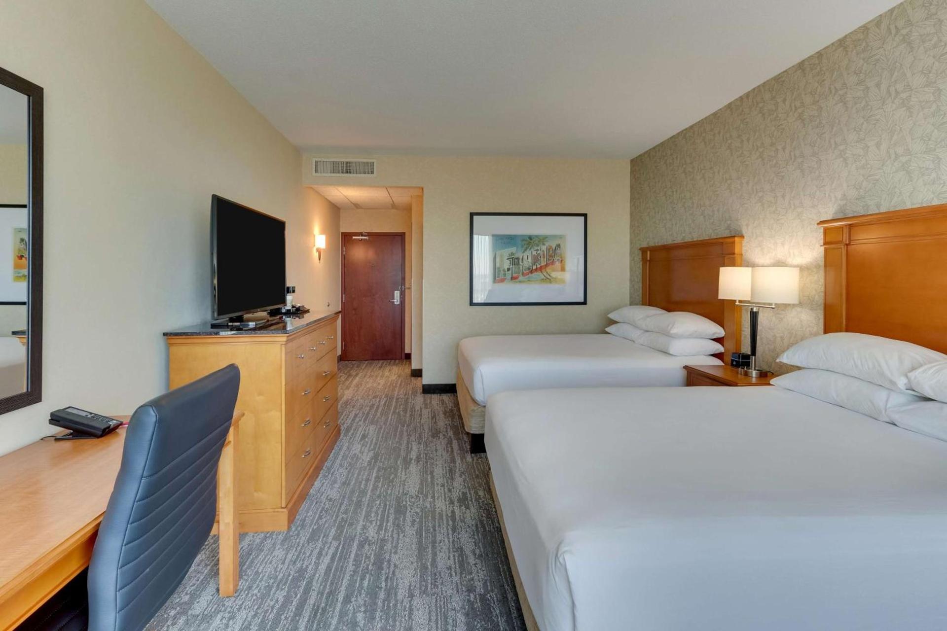 Drury Inn & Suites Orlando near Universal Orlando Resort photo 26