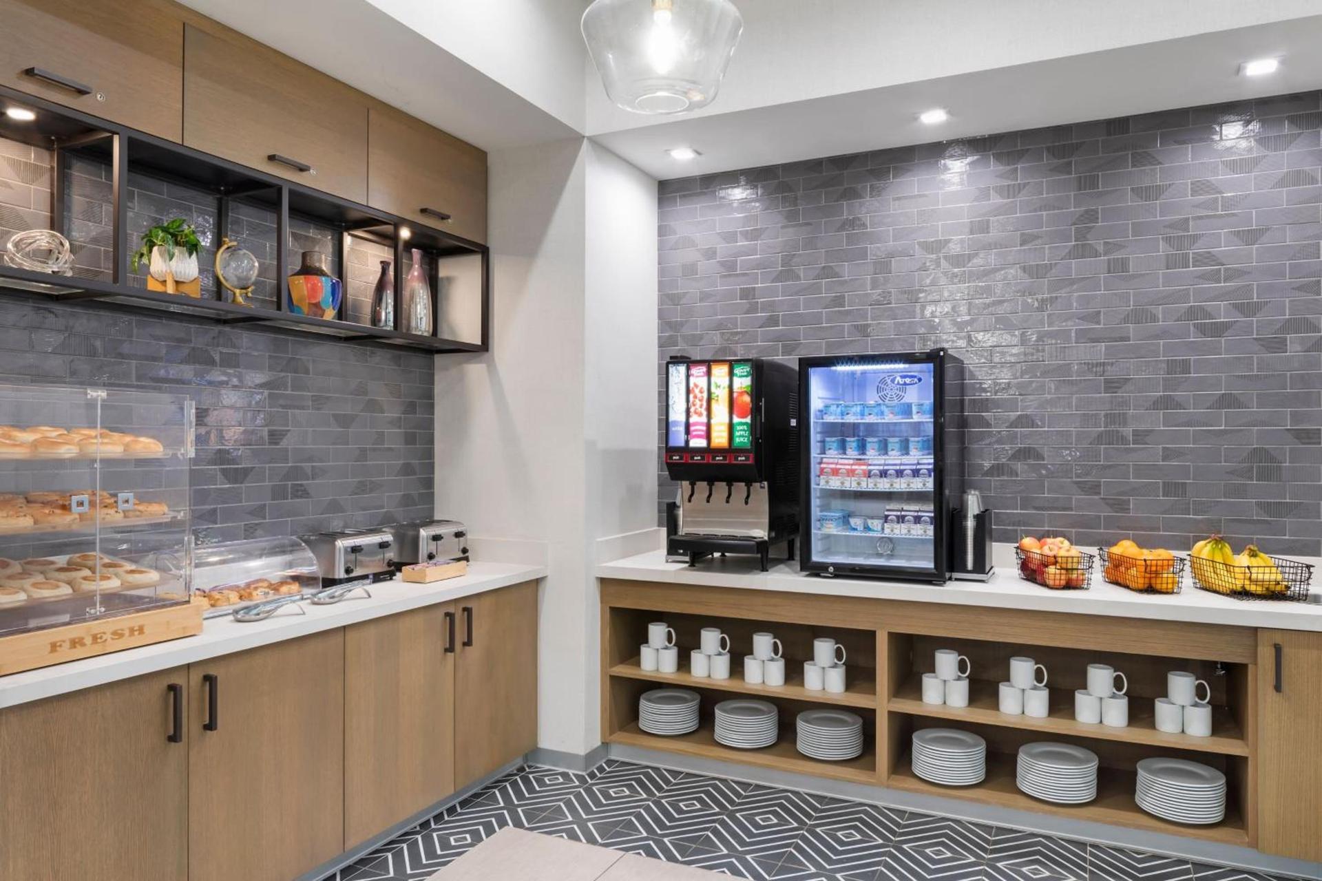 Residence Inn by Marriott Chatsworth photo 34