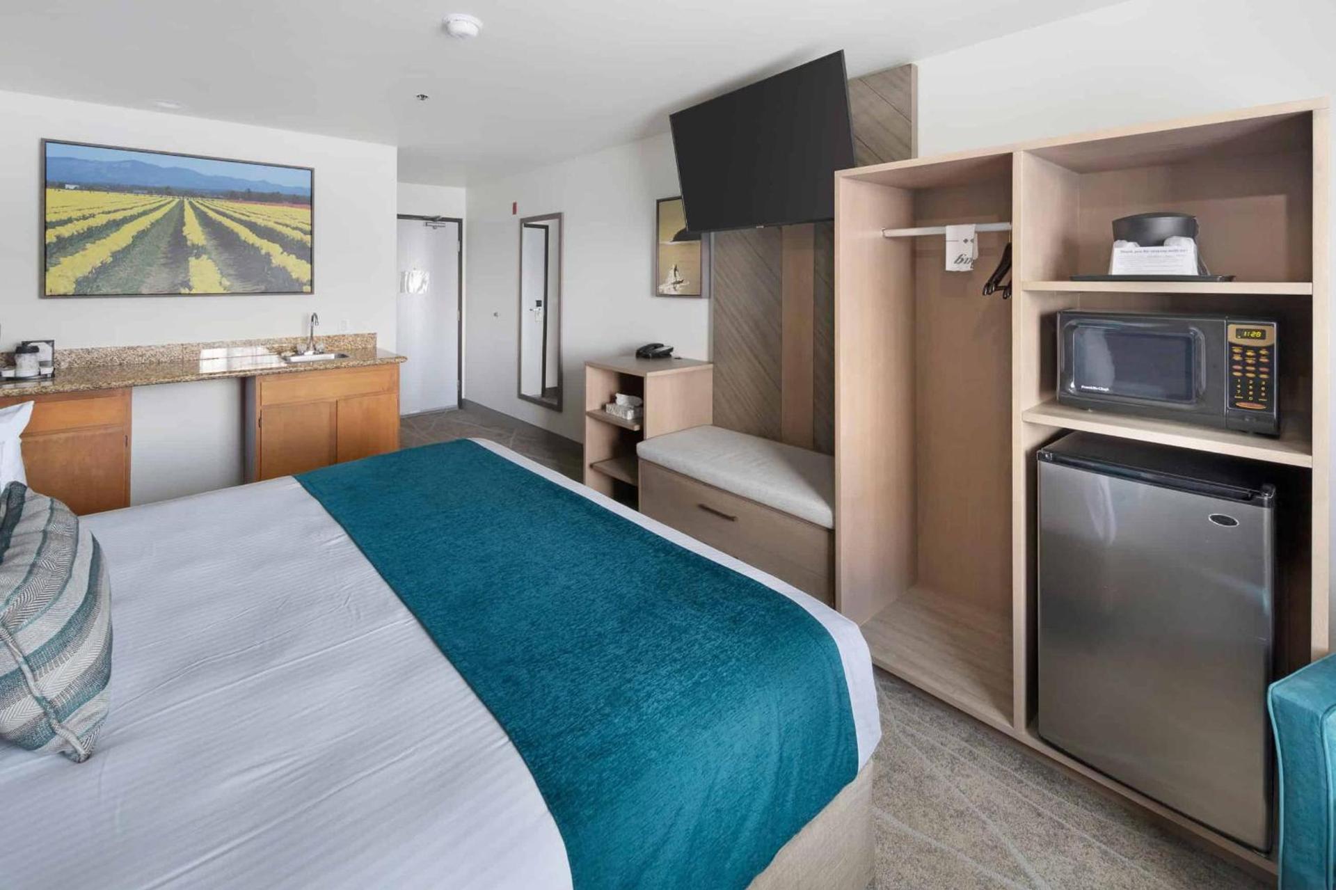 The Marina Inn photo 15