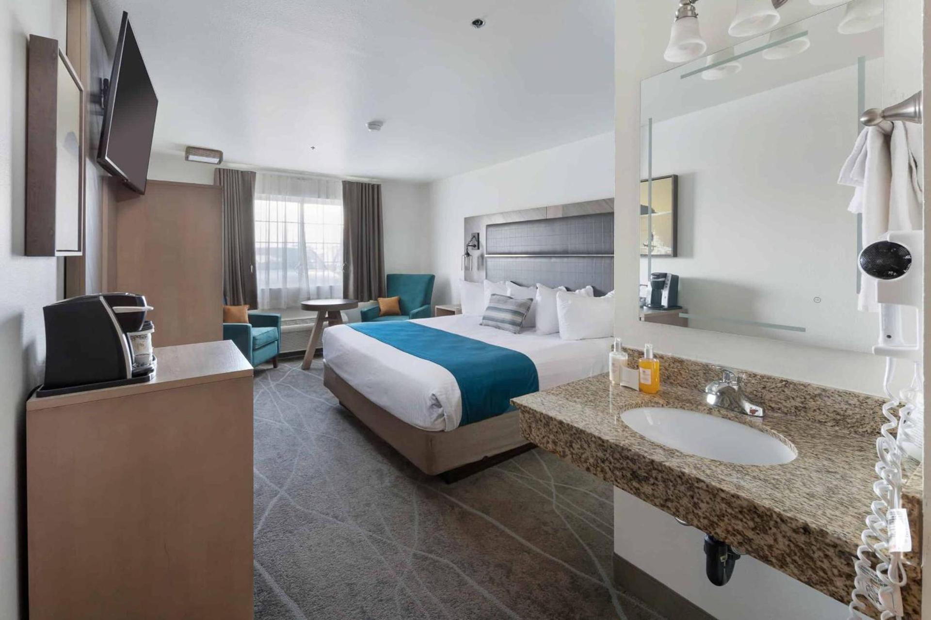 The Marina Inn photo 18