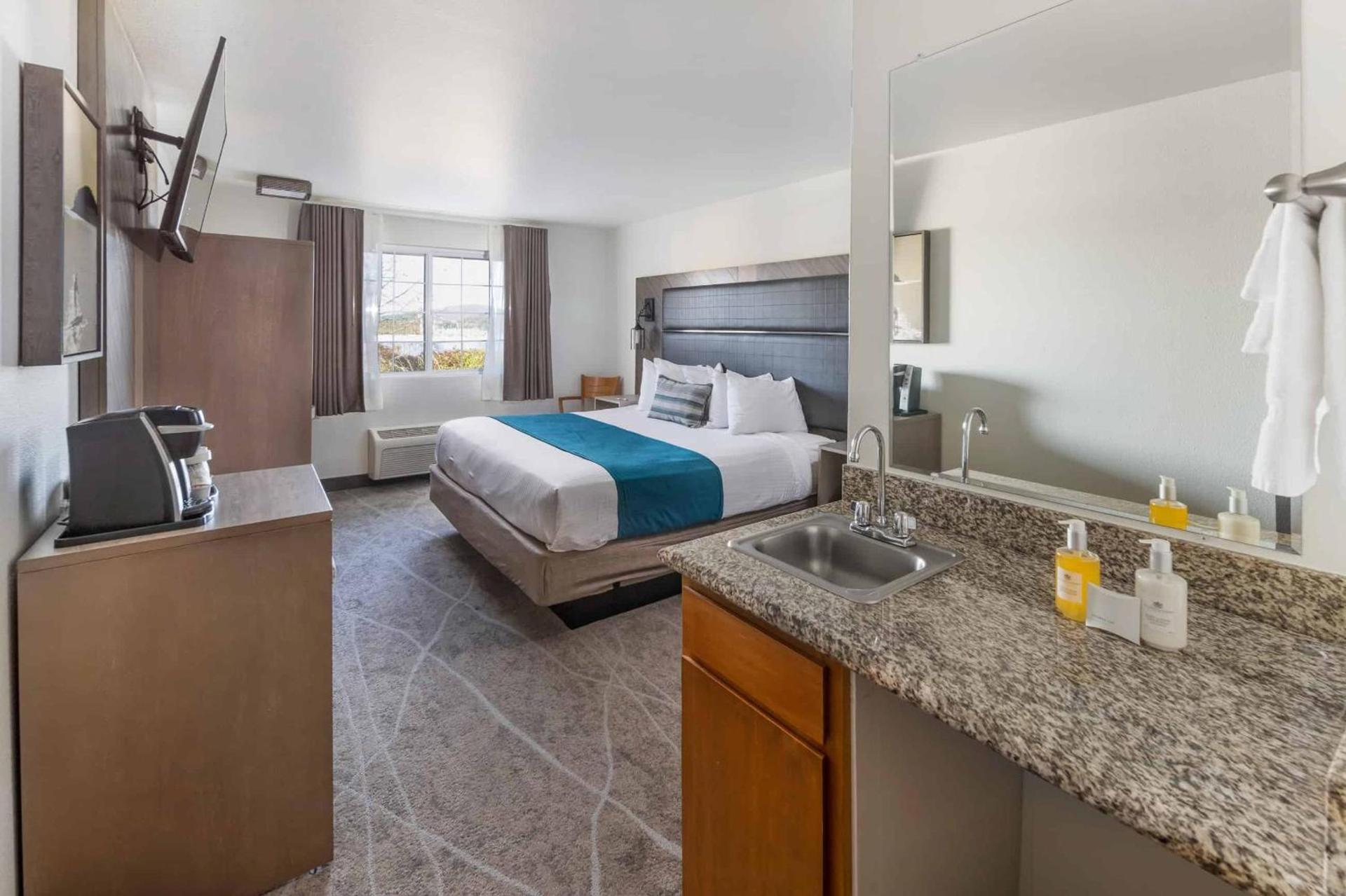 The Marina Inn photo 21