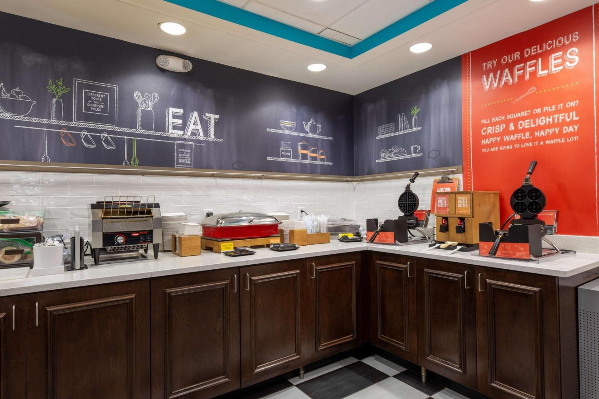 Hampton Inn Columbia I-26/Harbison Blvd photo 8