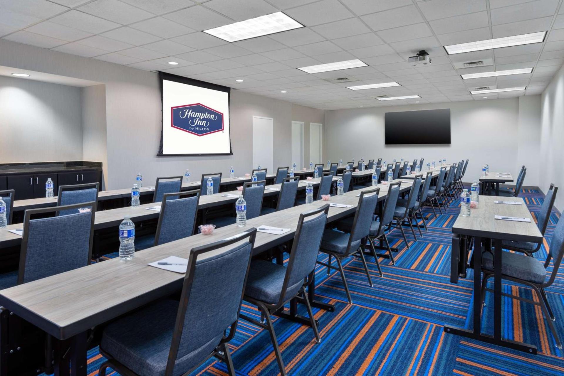 Hampton Inn Charlotte Uptown photo 33