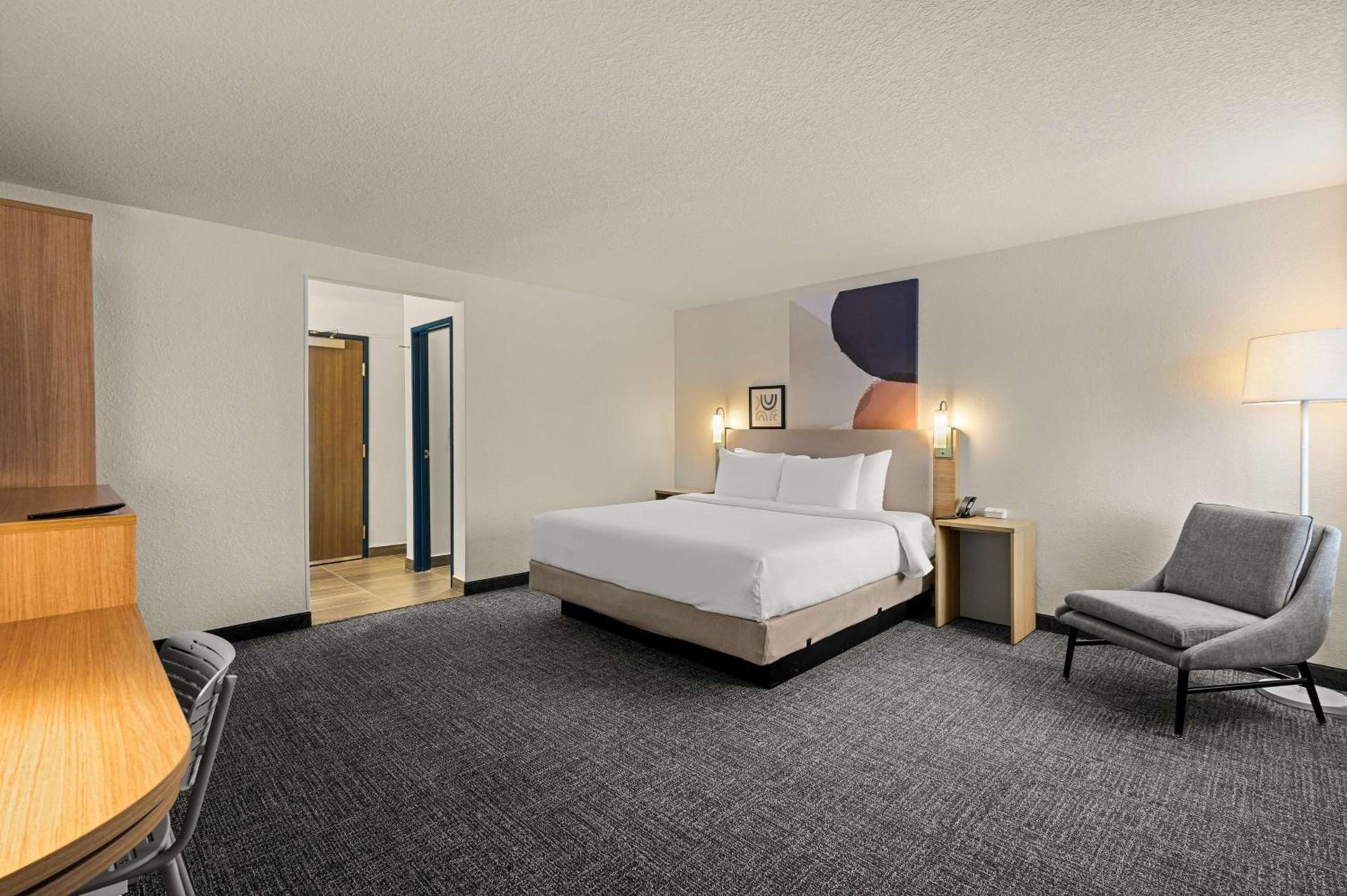 Spark By Hilton Fort Wayne photo 31