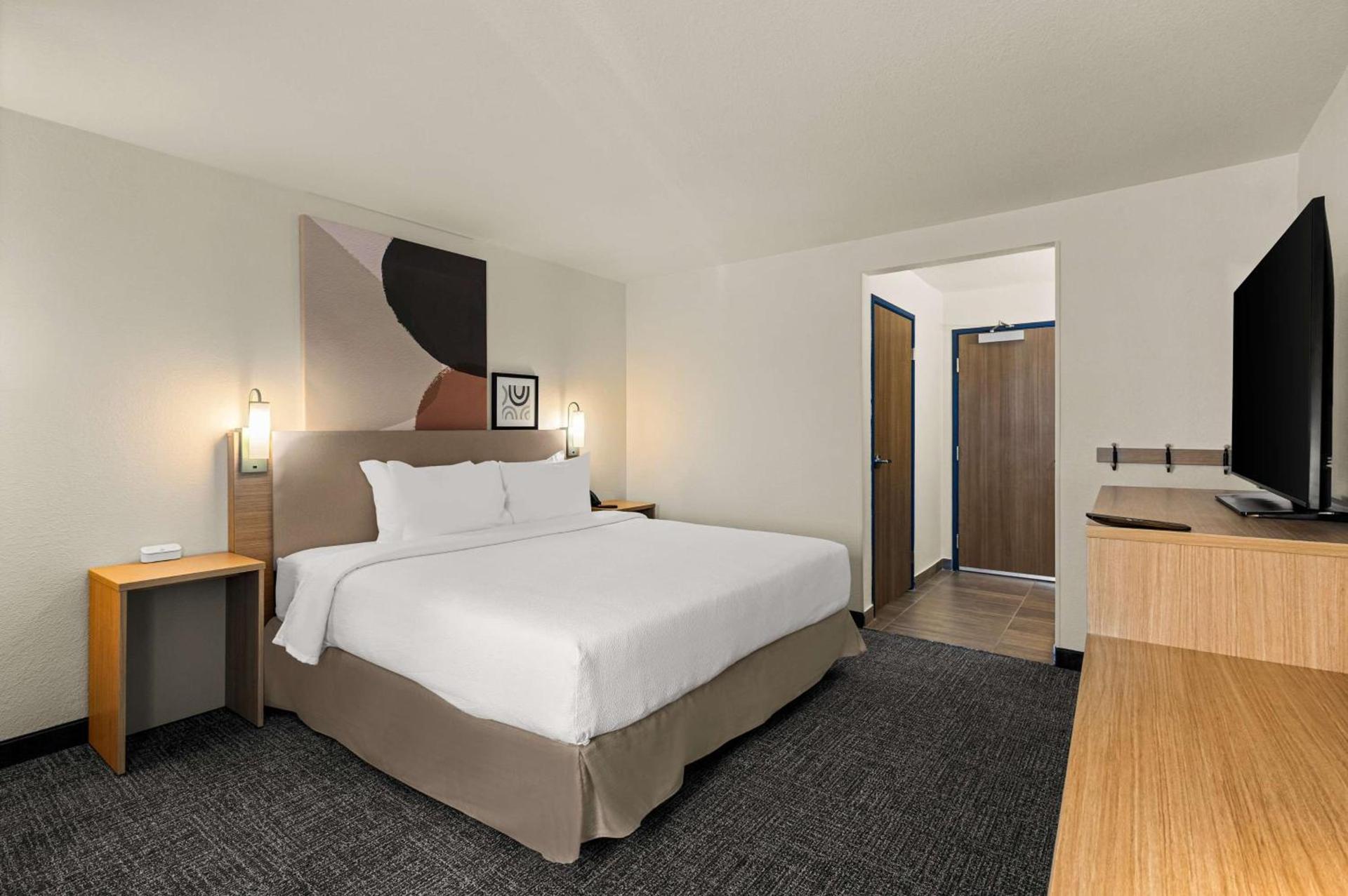 Spark By Hilton Fort Wayne photo 44