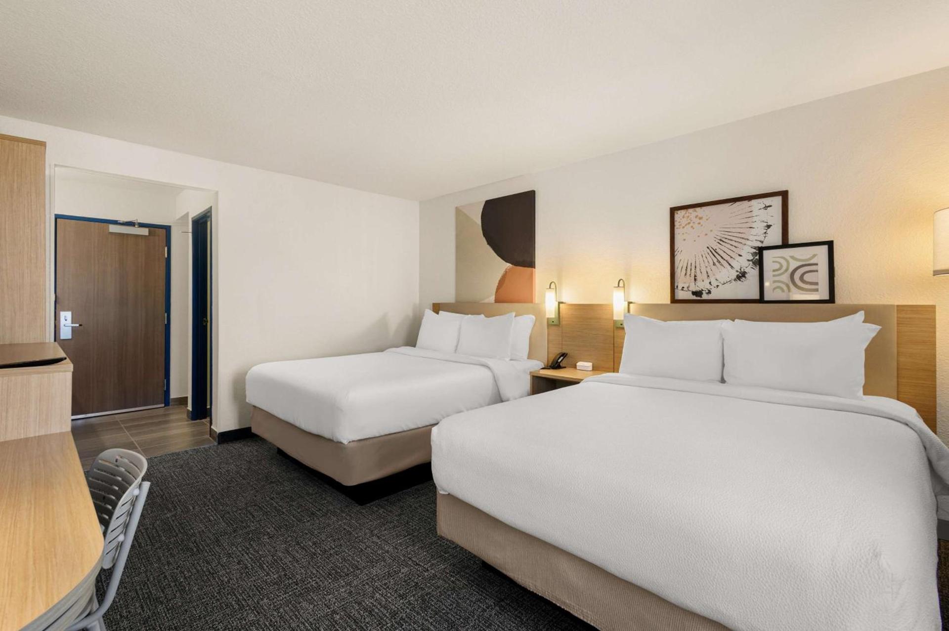 Spark By Hilton Fort Wayne photo 34
