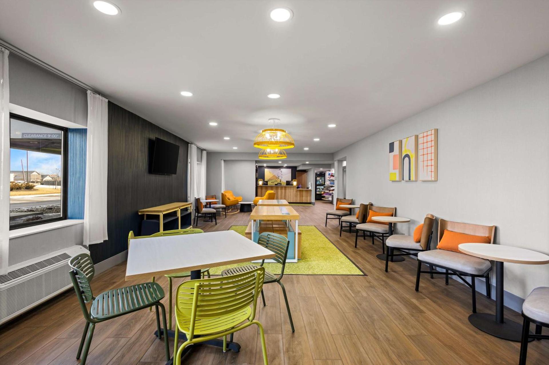 Spark By Hilton Fort Wayne photo 15