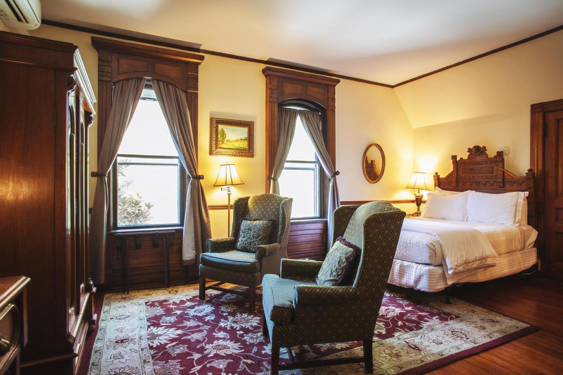 Cedar Crest Inn photo 40