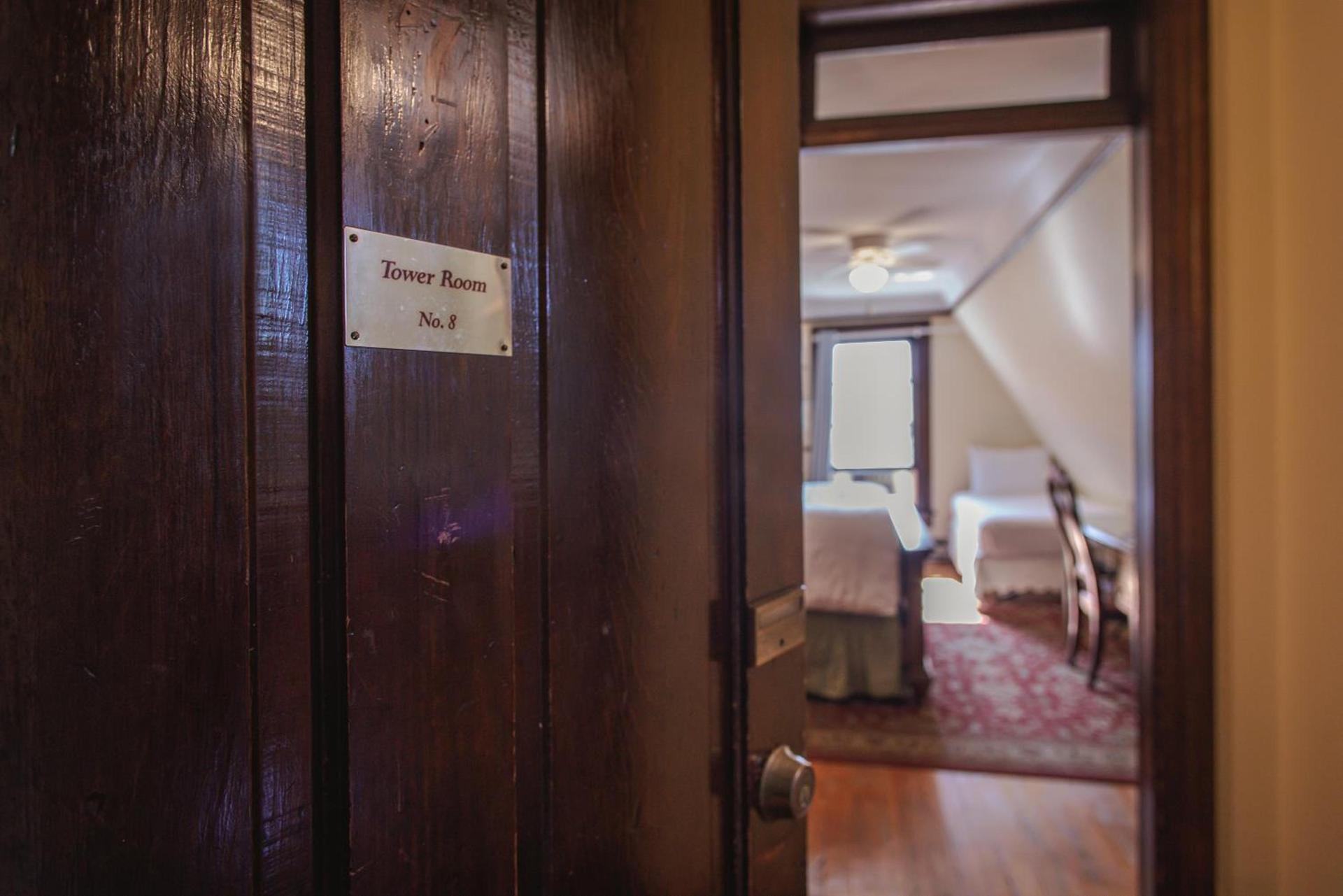 Cedar Crest Inn photo 52