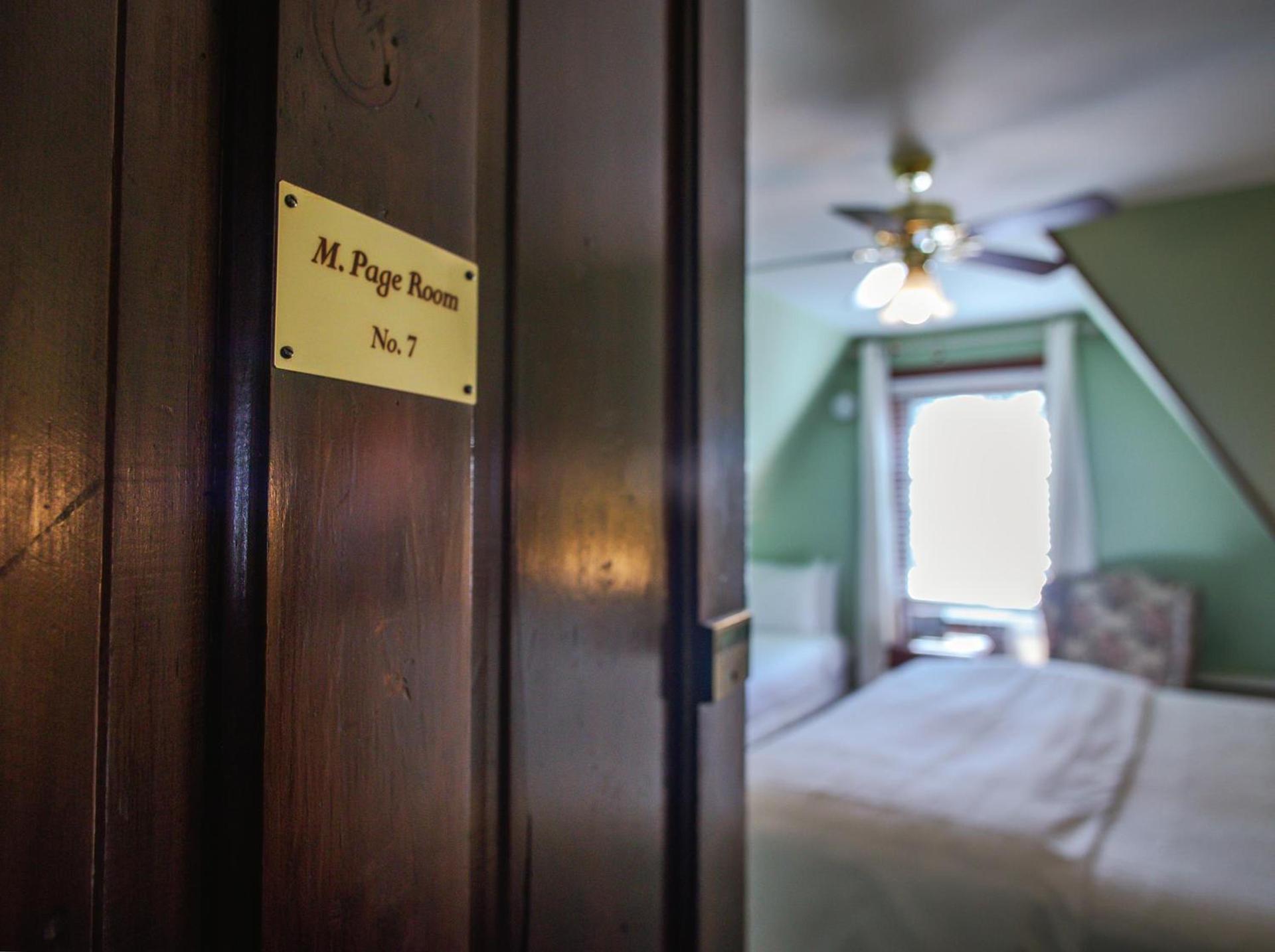 Cedar Crest Inn photo 53