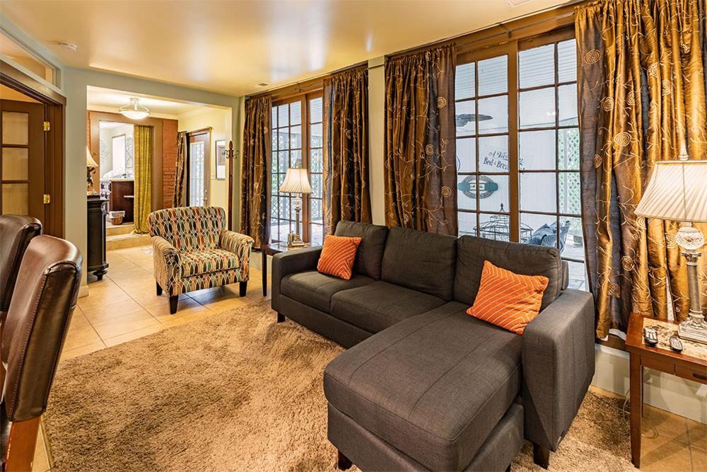 Cedar Crest Inn photo 55