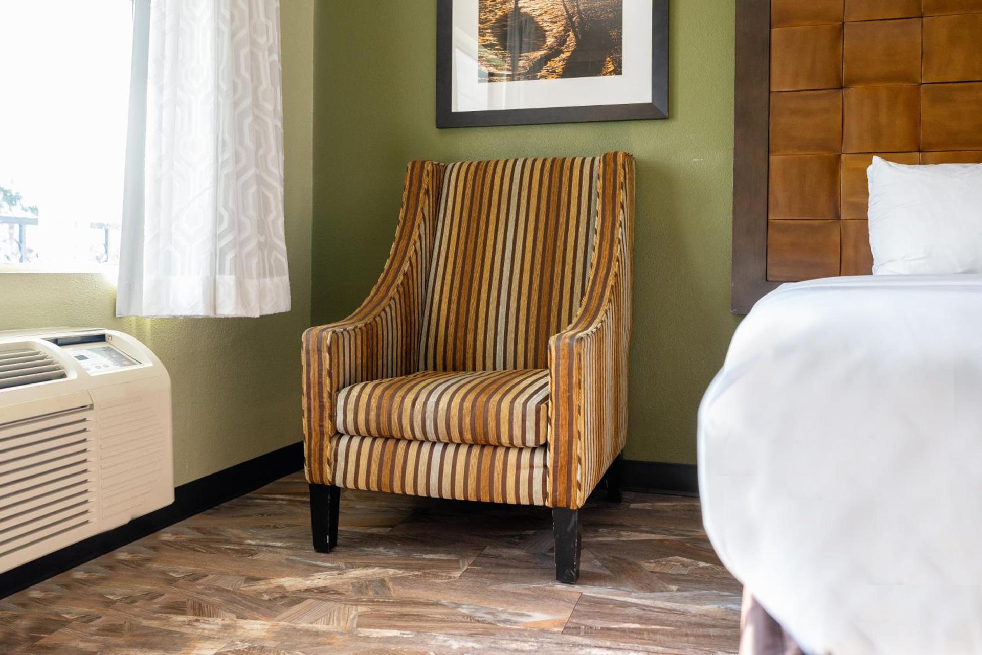 The Buena Park Hotel & Suites photo 20