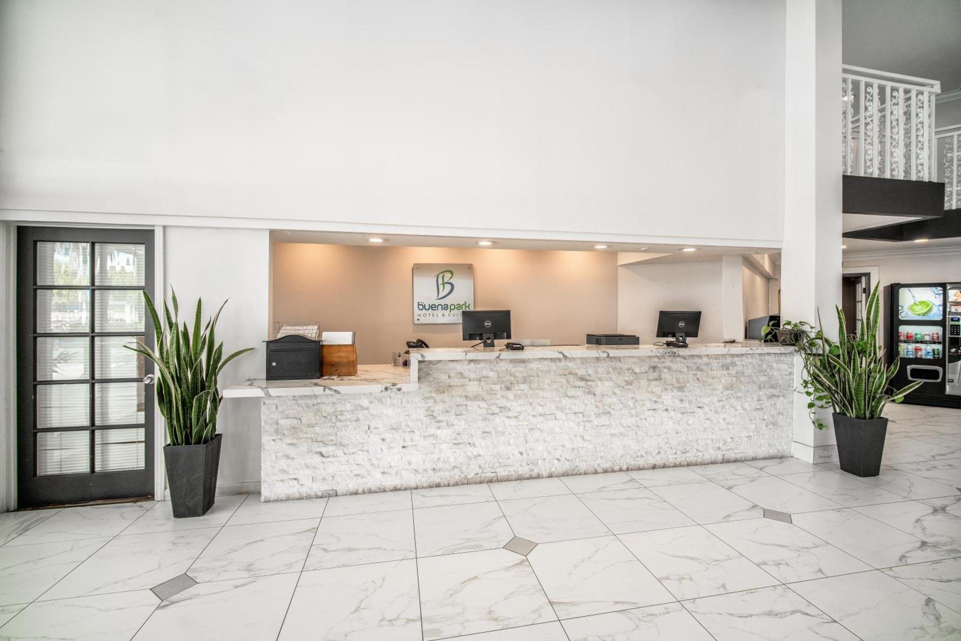 The Buena Park Hotel & Suites photo 30