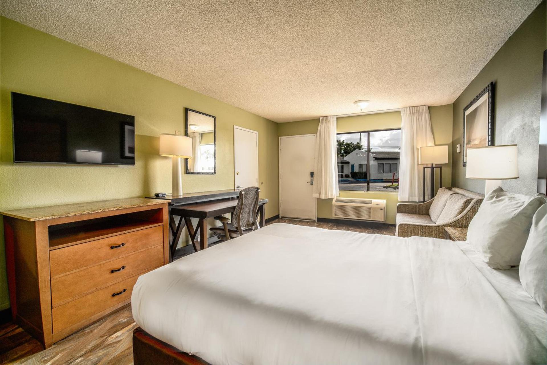 The Buena Park Hotel & Suites photo 65